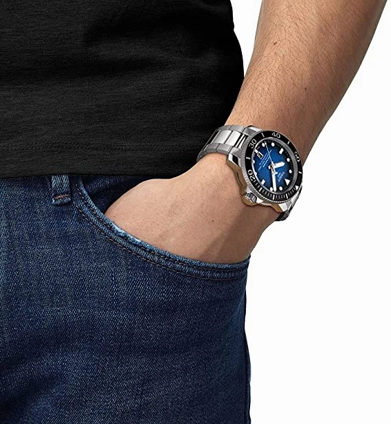    Men's Seastar 2000 Professional Swiss Automatic Diving Watch Blue with Stainless Steel Strap, 22 (Model: T1206071104101)
