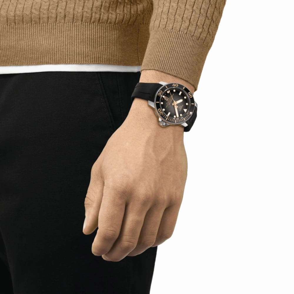    T1206071744101 BLACK RUBBER STRAP MEN WATCH
