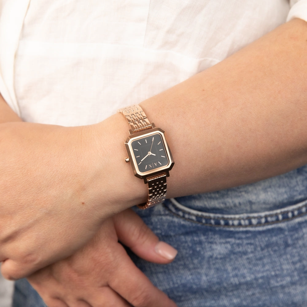 Armani Exchange Leila AX5729