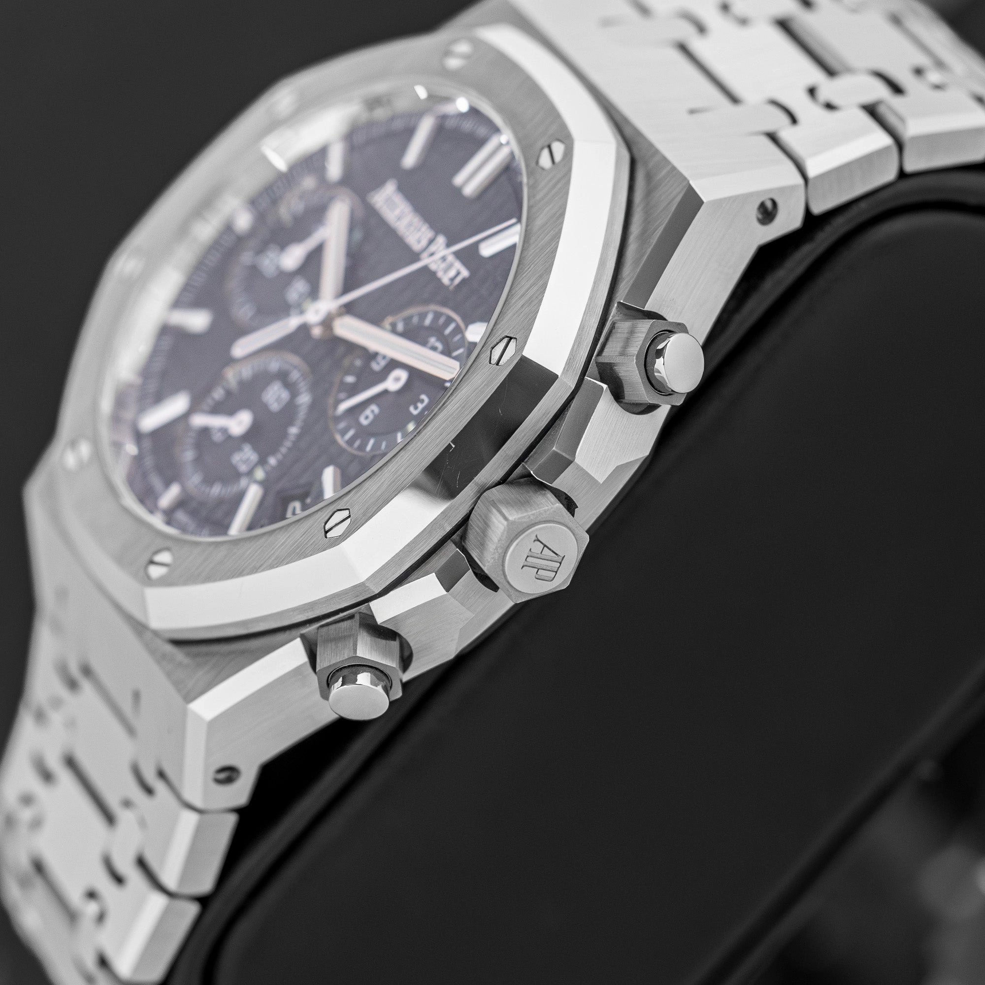 Audemars Piguet Royal Oak ??50th Anniversary?? 26240ST.OO.1320ST.04