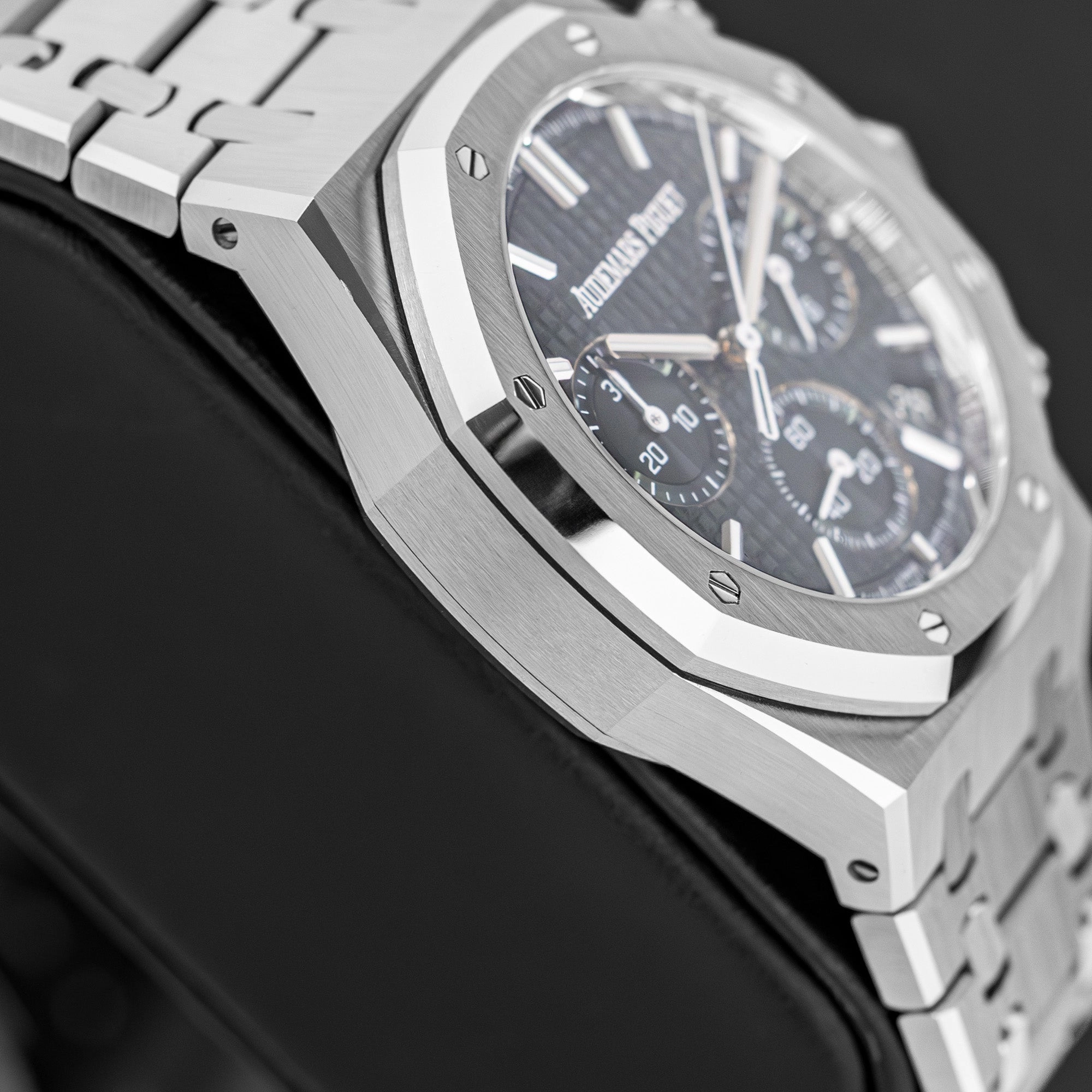 Audemars Piguet Royal Oak ??50th Anniversary?? 26240ST.OO.1320ST.04