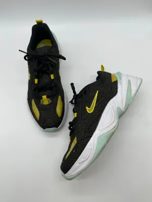 Black Shoes Athletic Nike, Size 10 nike