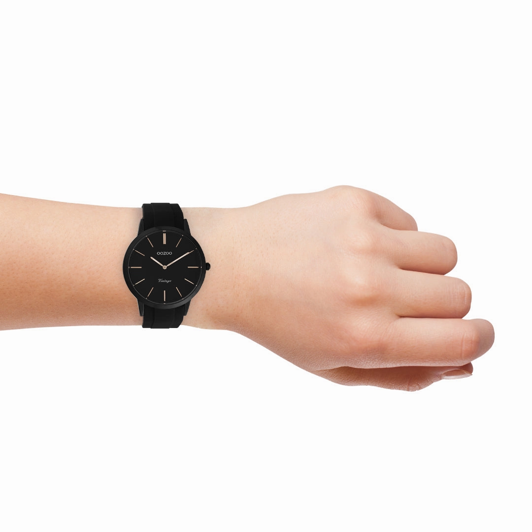 Black OOZOO watch with rubber strap - C20174