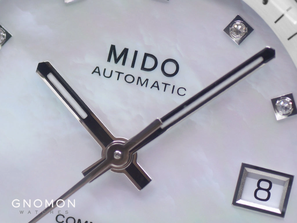 Commander Lady Mother of Pearl Ref. M021.207.11.106.00
