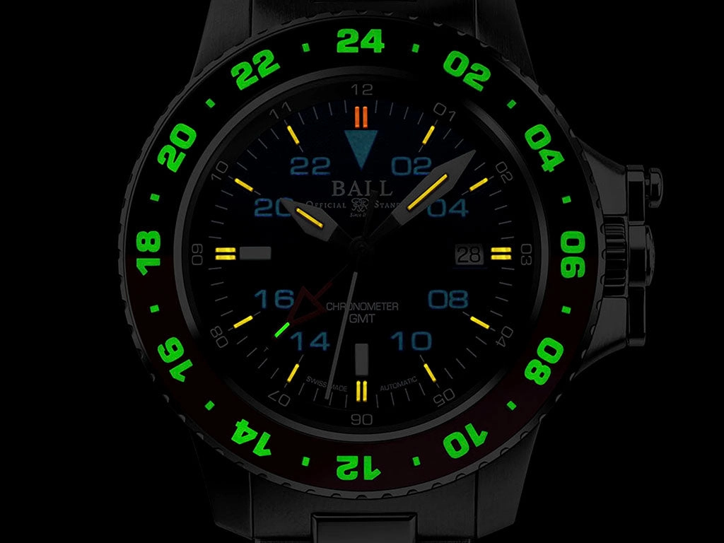 Engineer Hydrocarbon AeroGMT II Black/Red Ref. DG2018C-S3C-BK