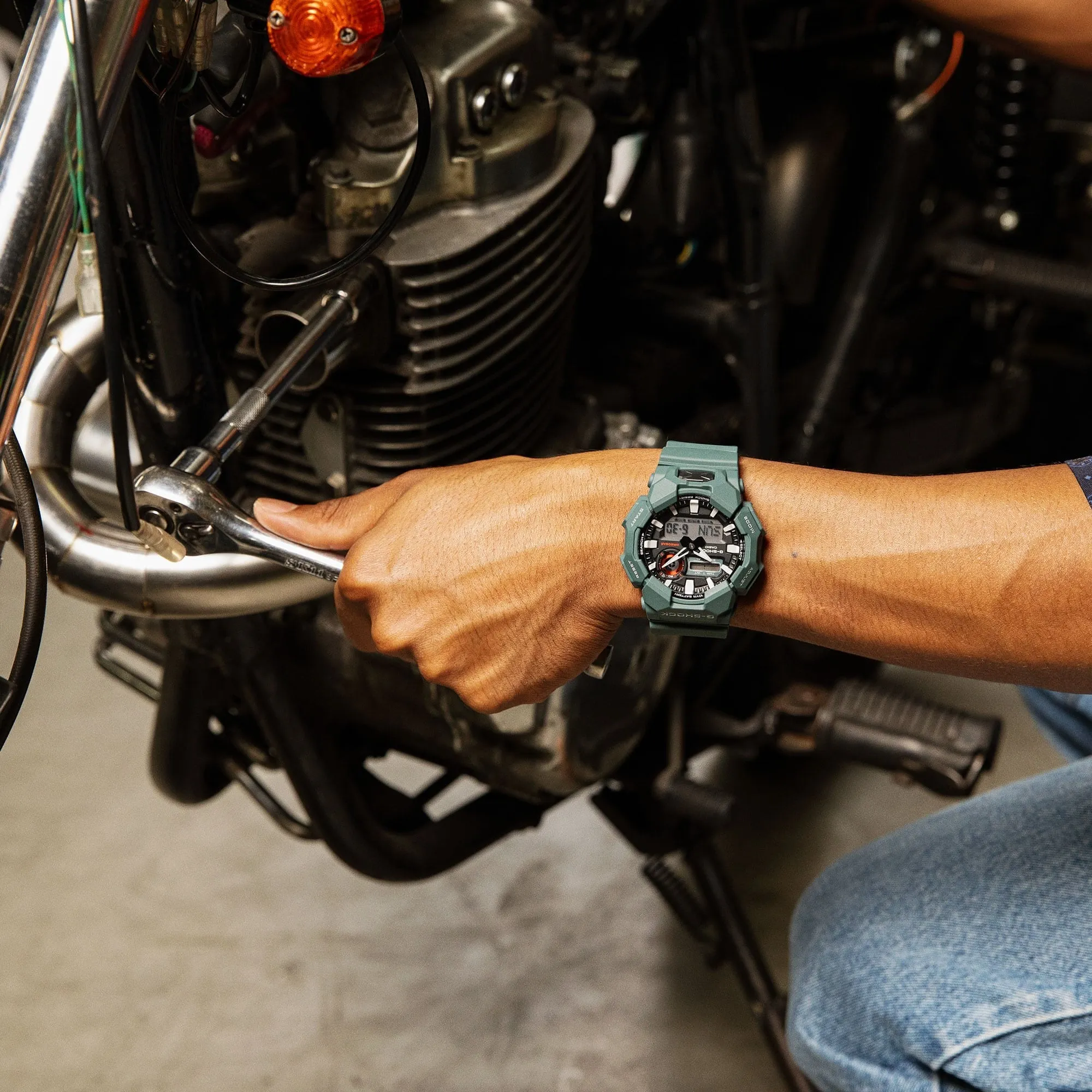   G-Shock Analog-Digital Black Resin GA-010 With P Series