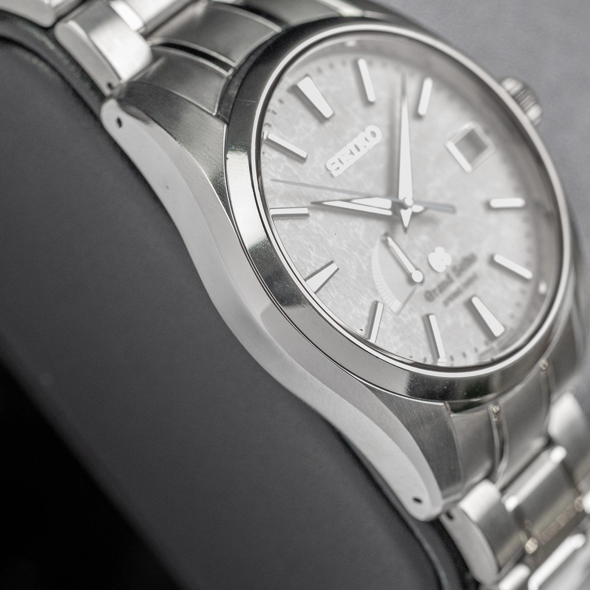 Grand Seiko Spring Drive SBGA011