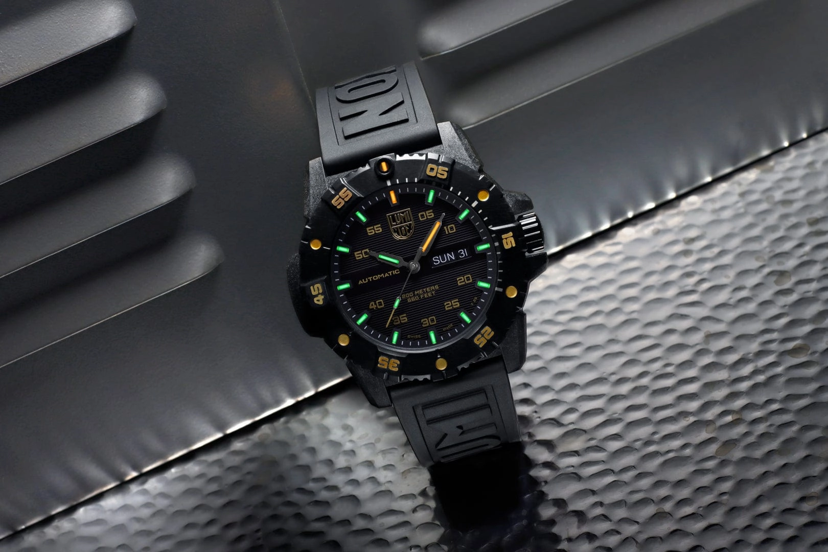 Luminox Limited Edition Master Carbon Seal Automatic Watch XS.3865.GOLD
