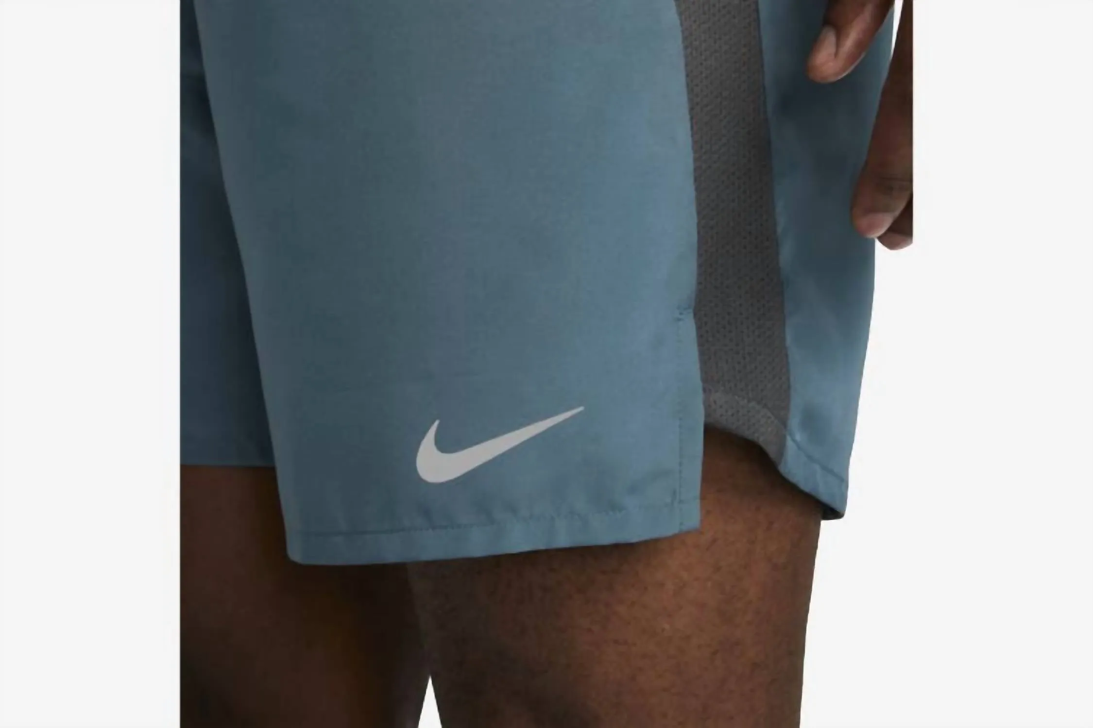Men's Challenger Shorts In Ash Green/ Dk Smoke Grey