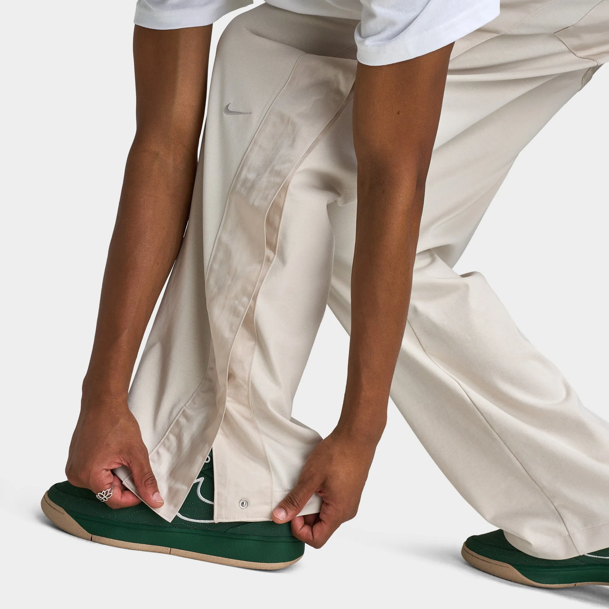 Mens Nike Nike Devin Booker Dri-FIT Pants / Light Orewood Brown