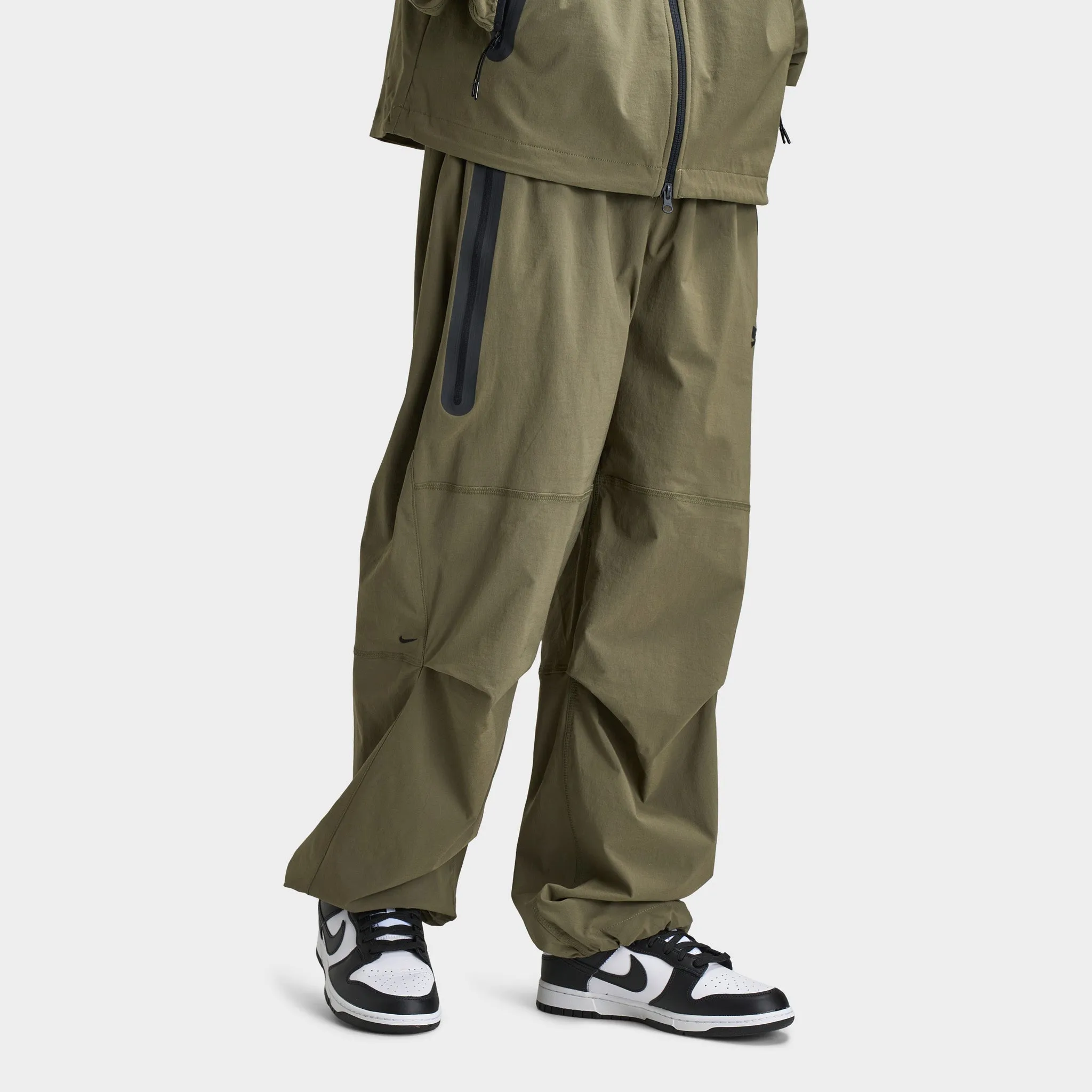 Mens Nike Nike Tech Woven Oversized Pants Medium Olive / Medium Olive - Black