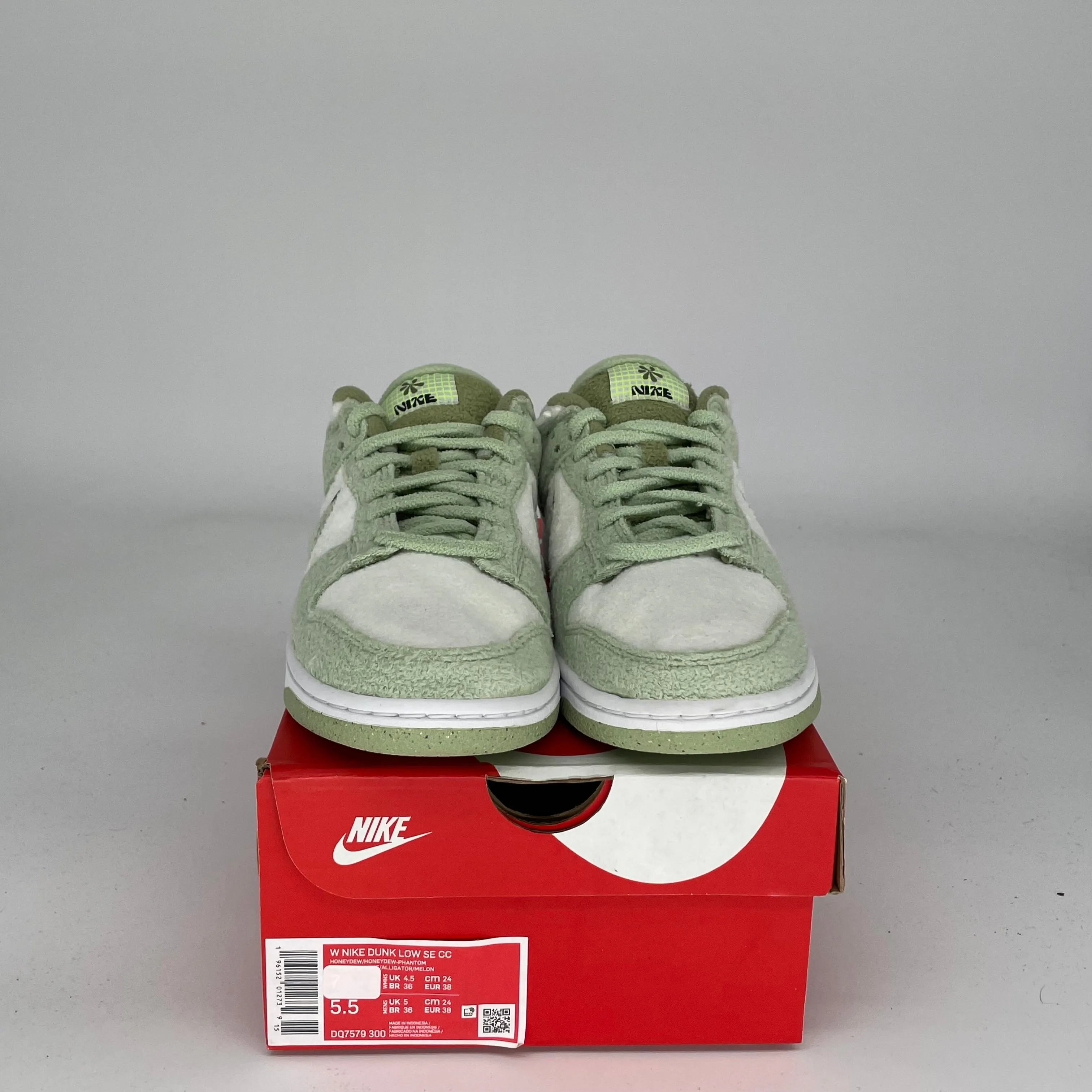 NIKE DUNK LOW FLEECE PACK HONEYDEW W SIZE 5.5/7W DQ7579-300