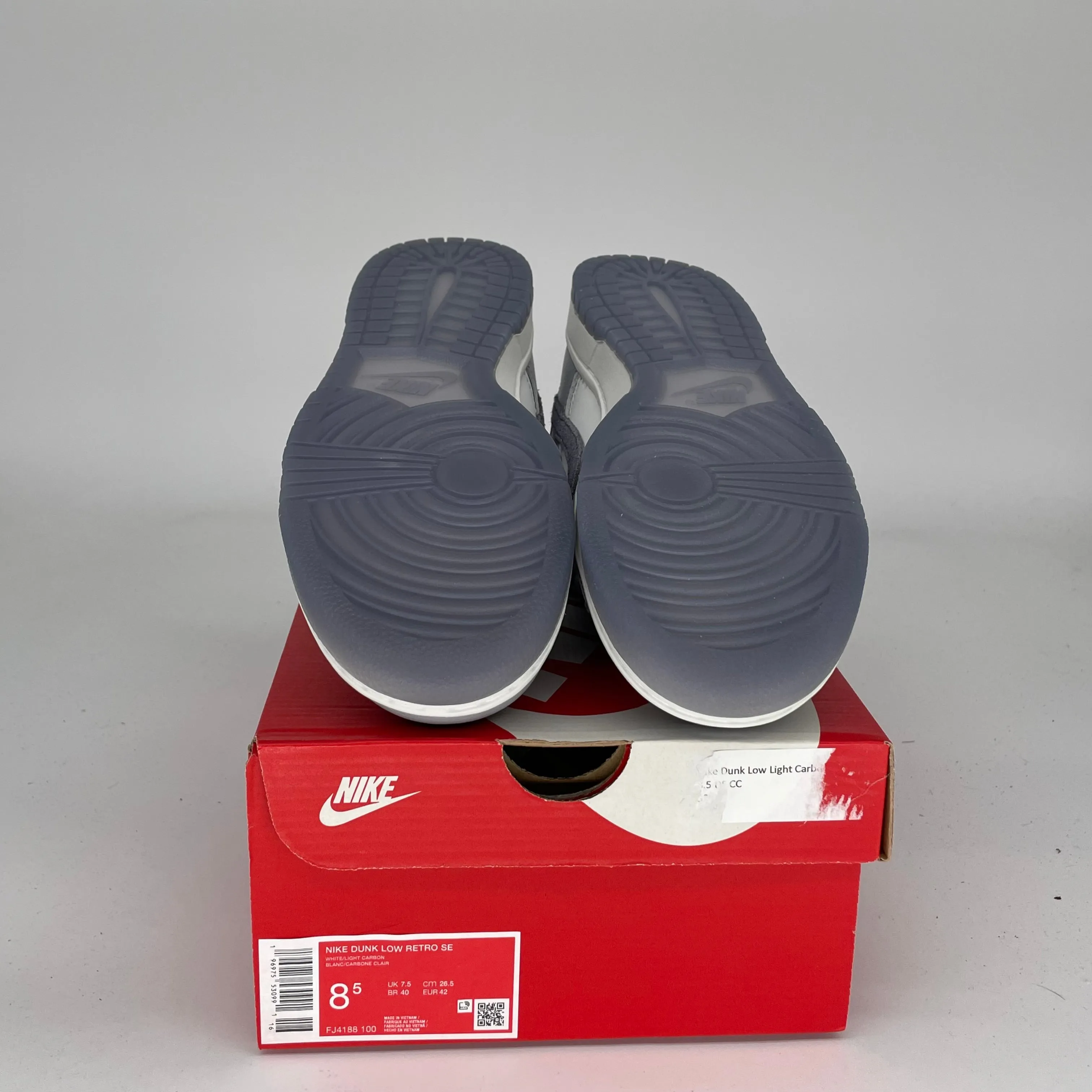 NIKE DUNK LOW LIGHT CARBON SIZE 8.5 FJ4188-100