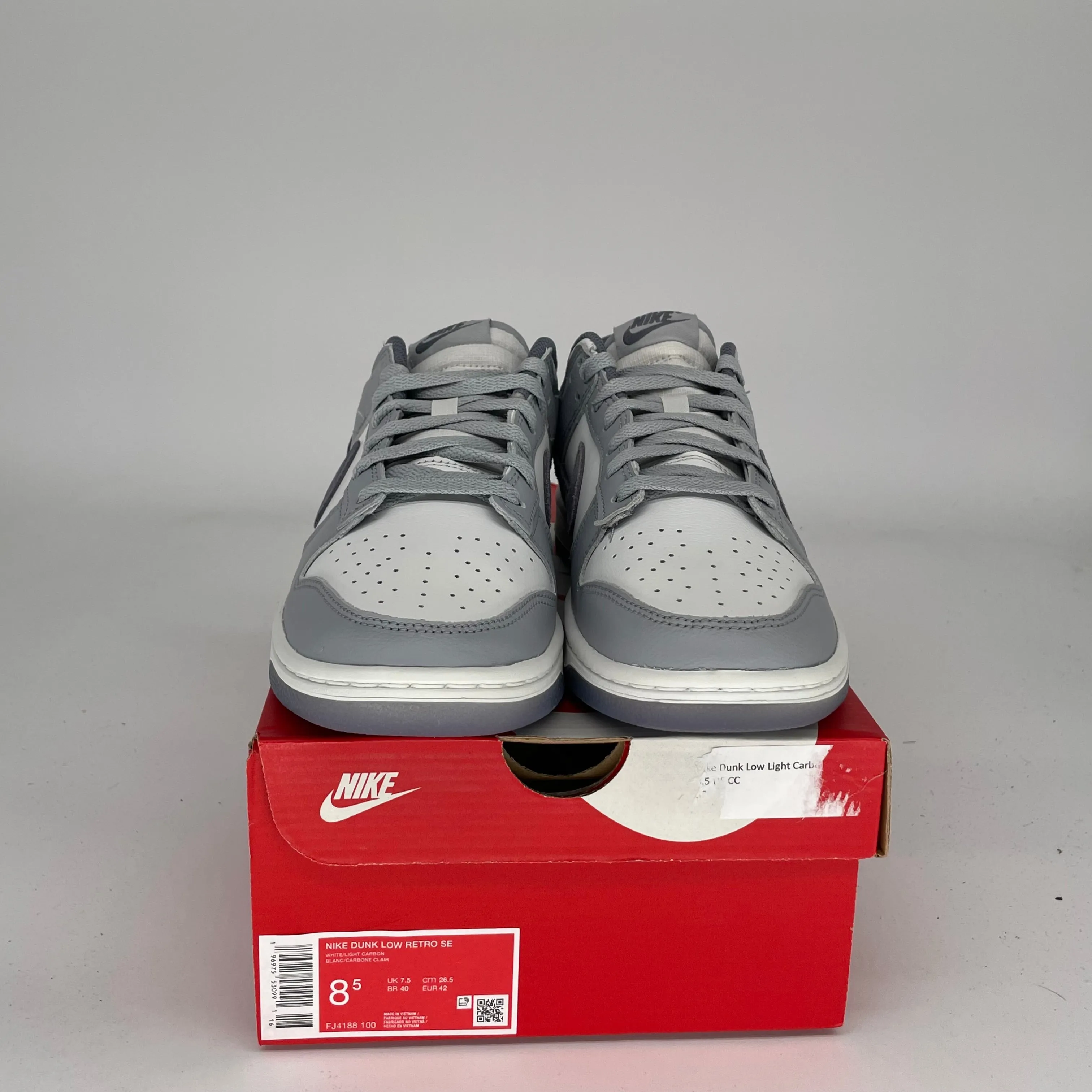 NIKE DUNK LOW LIGHT CARBON SIZE 8.5 FJ4188-100