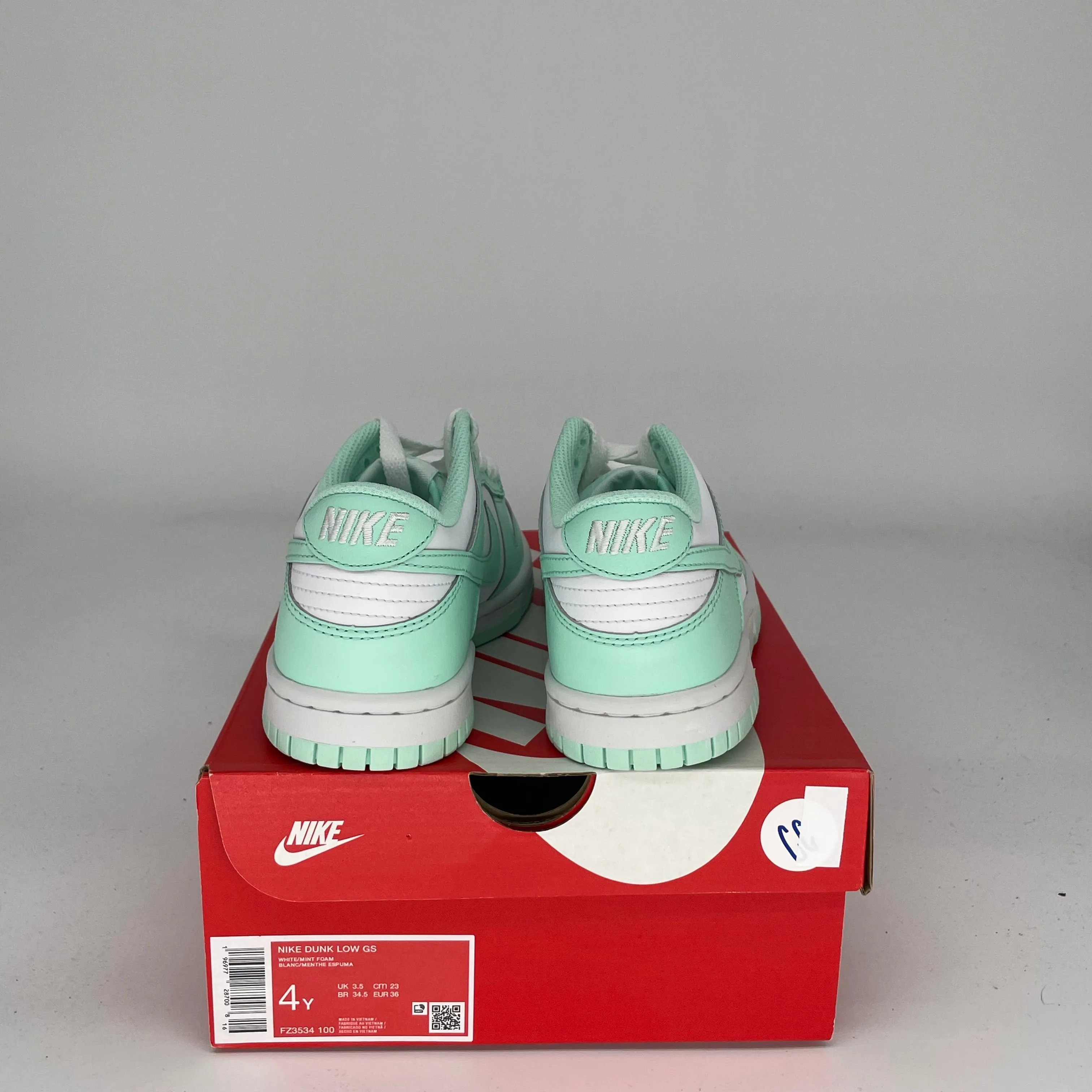 NIKE DUNK LOW MINT FOAM W SIZE 4Y FZ3534-100