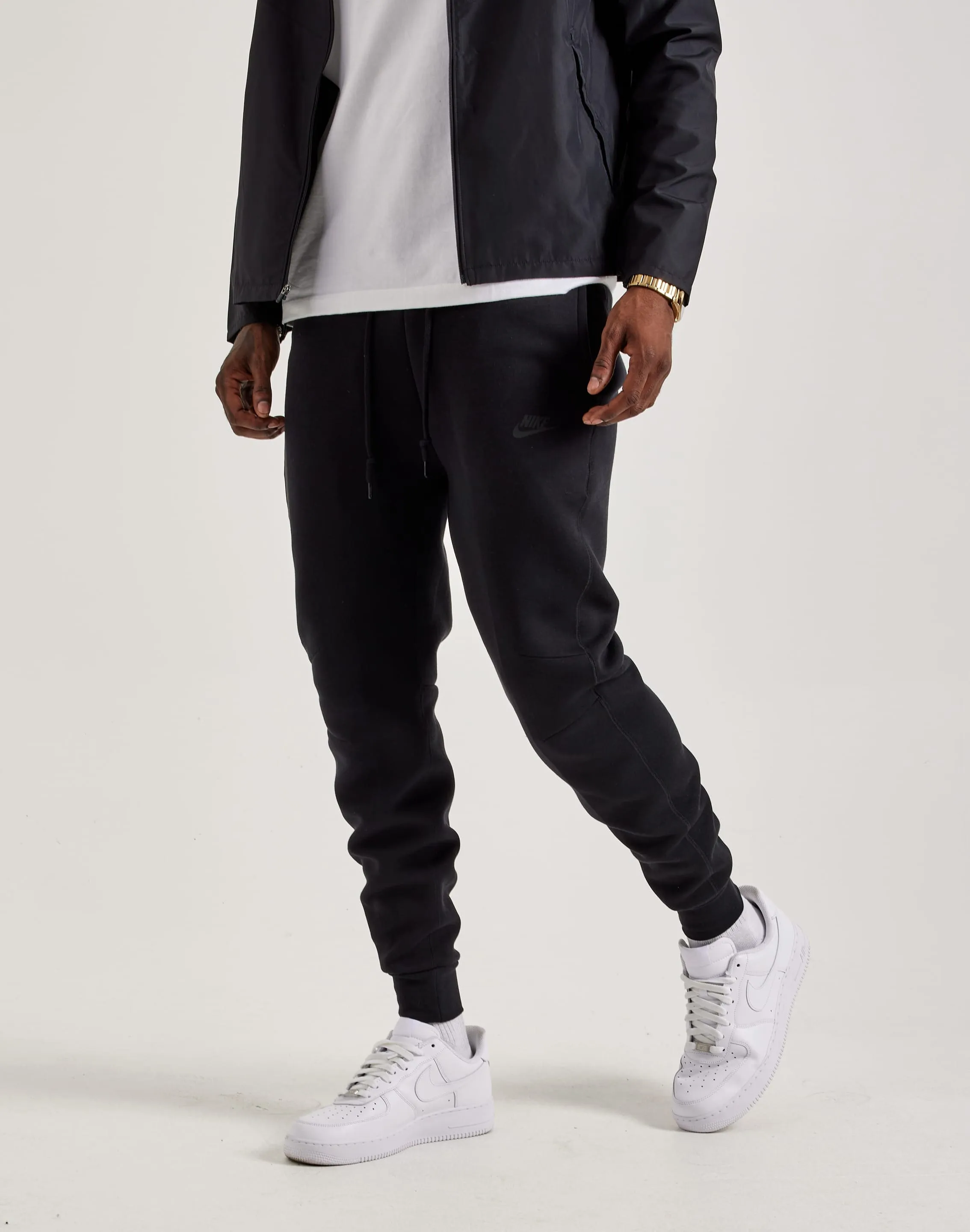 Nike Tech Fleece Slim-Fit Joggers