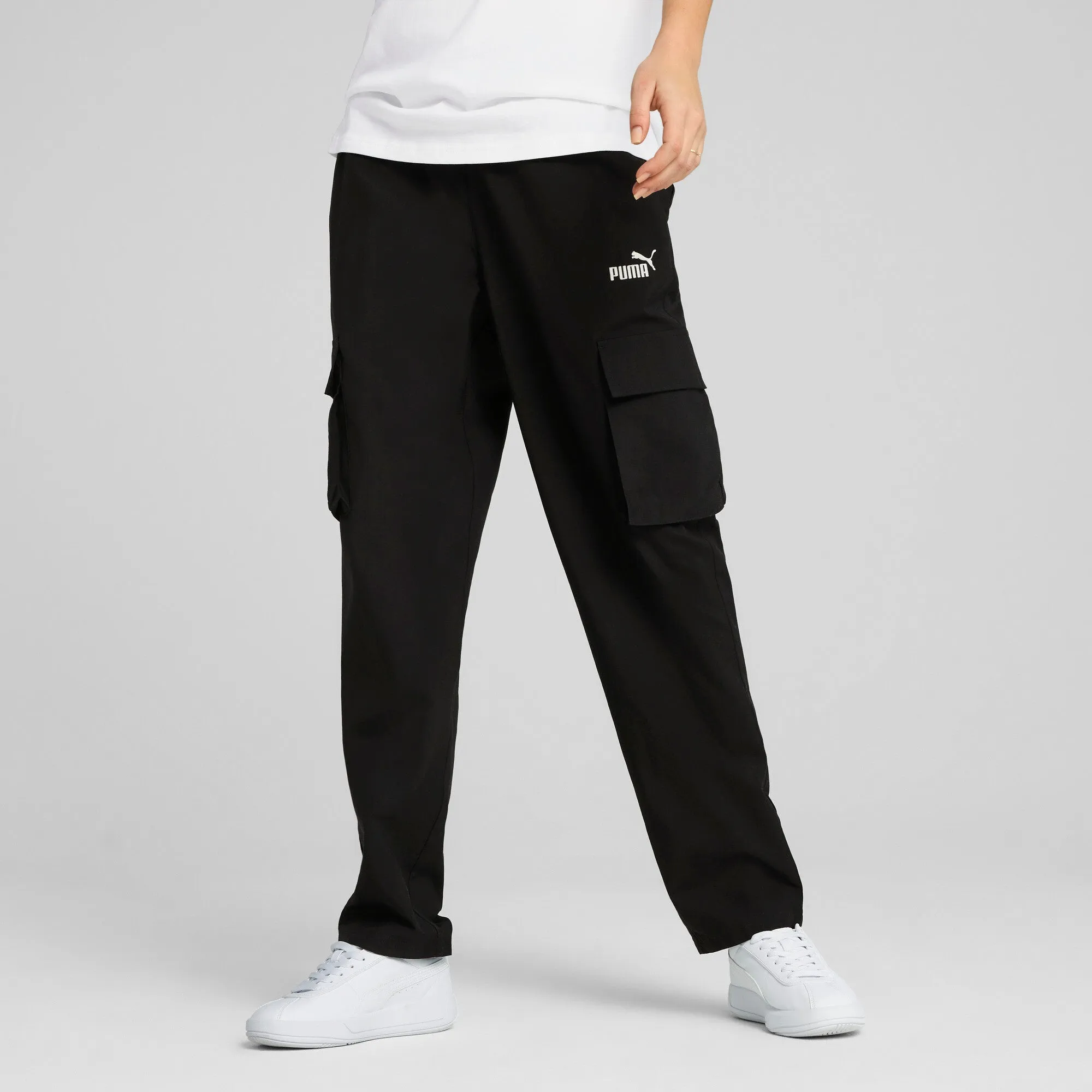 PUMA Women's Essentials Small No. 1 Logo Cargo Pants