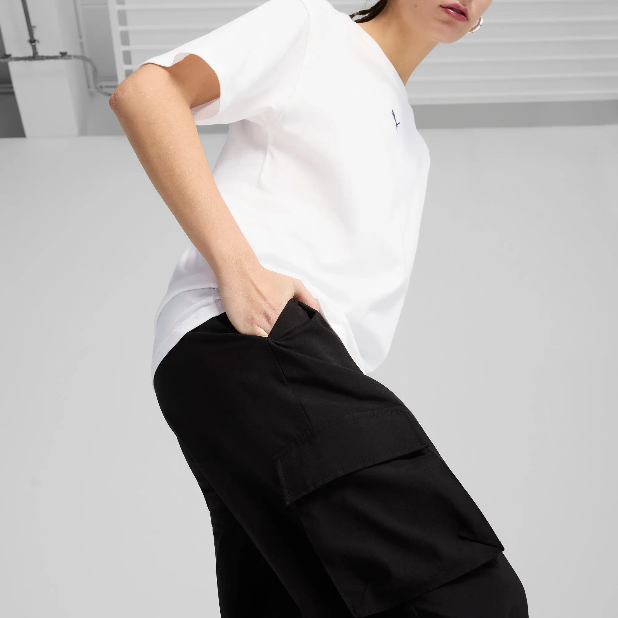 PUMA Women's Essentials Small No. 1 Logo Cargo Pants