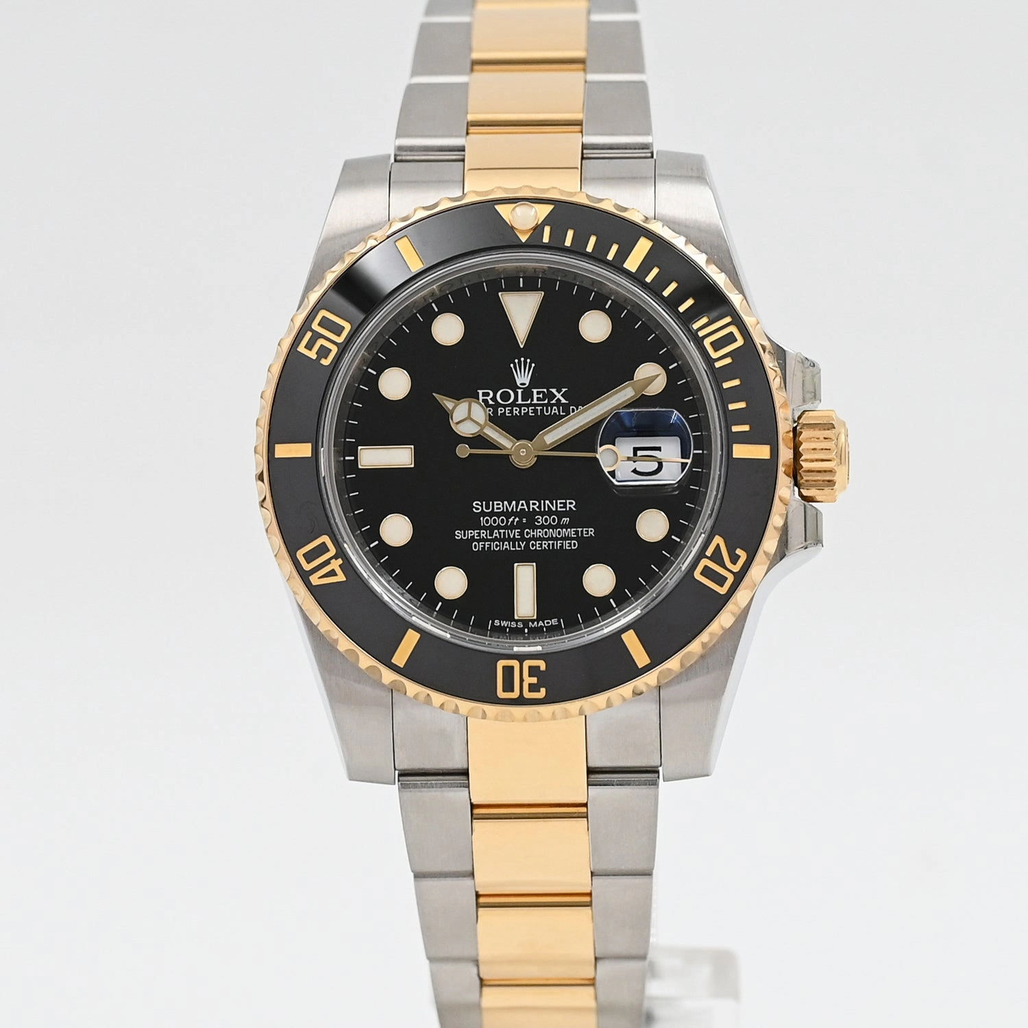 Rolex Submariner Date 2015 Sports Watch for Men/Women Budget Sports Watch Luxury Sports Watch