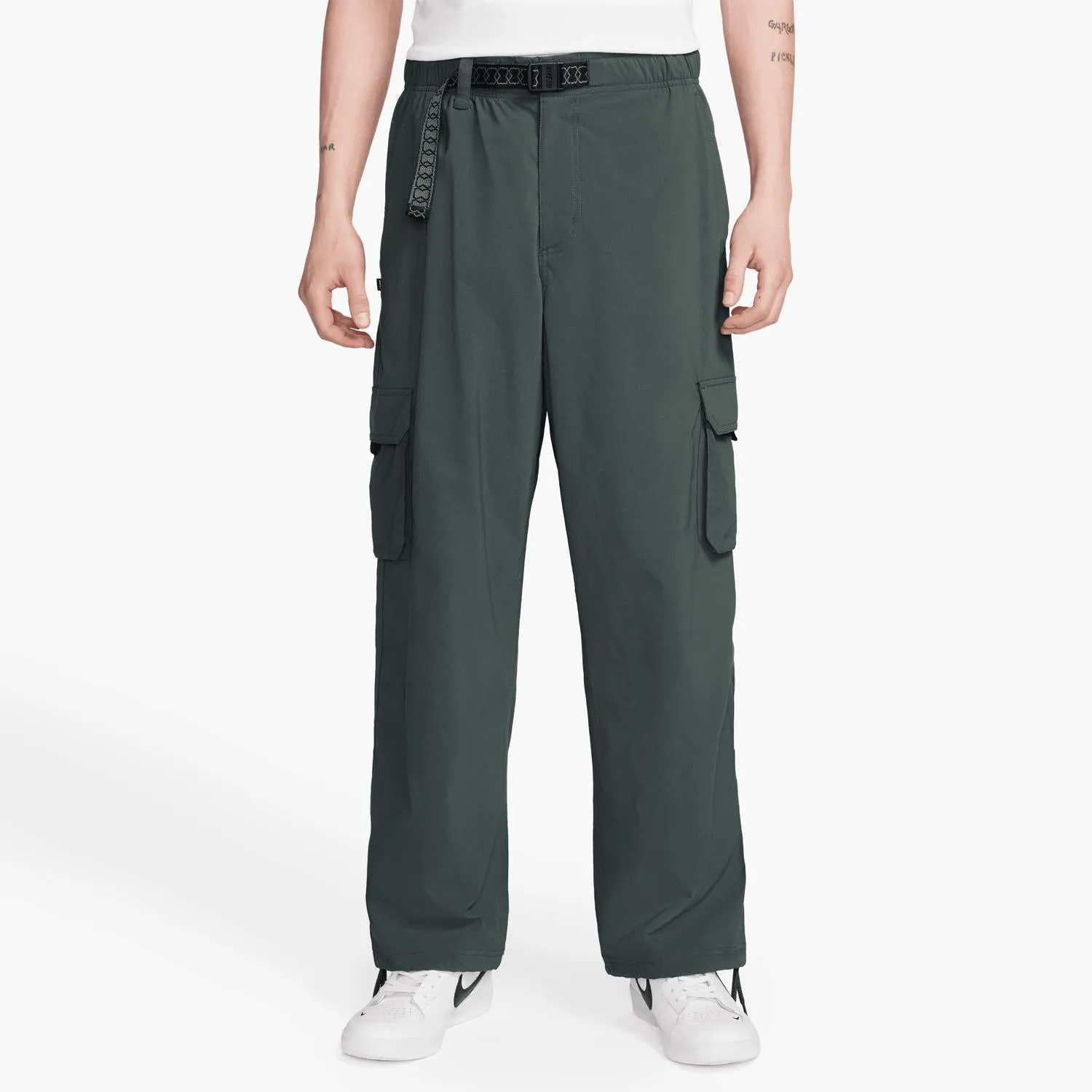 Sb Kearny Cargo Pants In Vintage Green