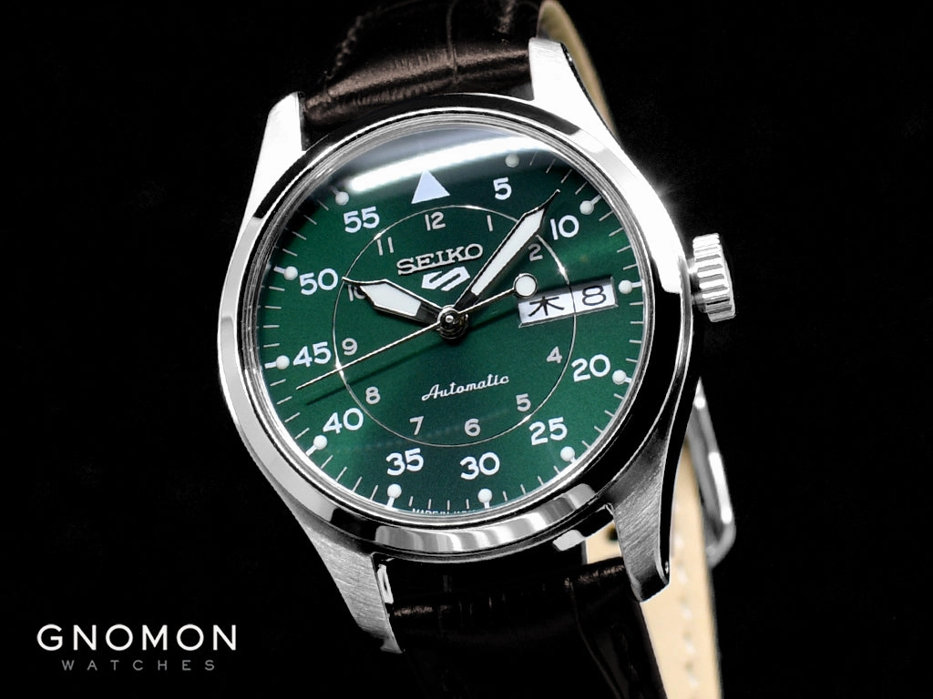 Seiko 5 Sports ??Field Suits Style?? Automatic 36  Green Ref. SBSA203