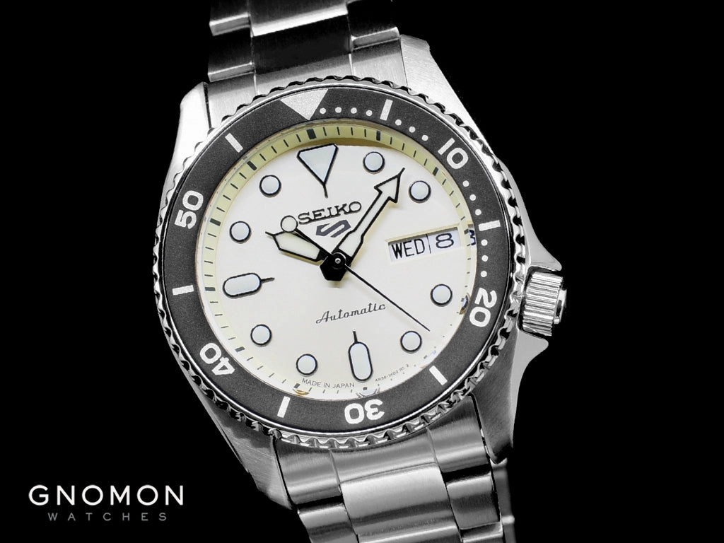 Seiko 5 Sports ??Sports Style?? 38mm Champagne White Ref. SBSA227