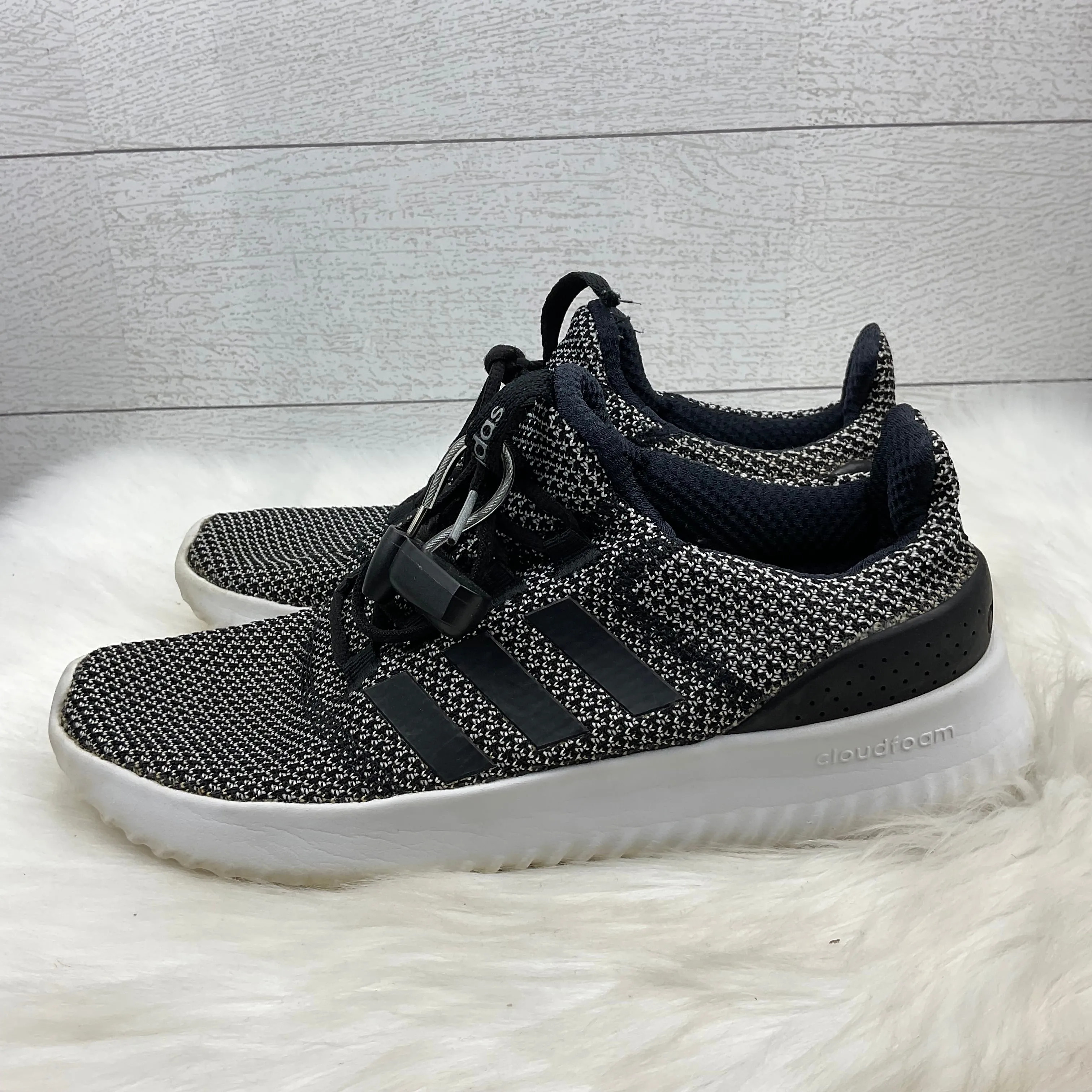 Shoes Athletic By Adidas  Size: 8.5 adidas