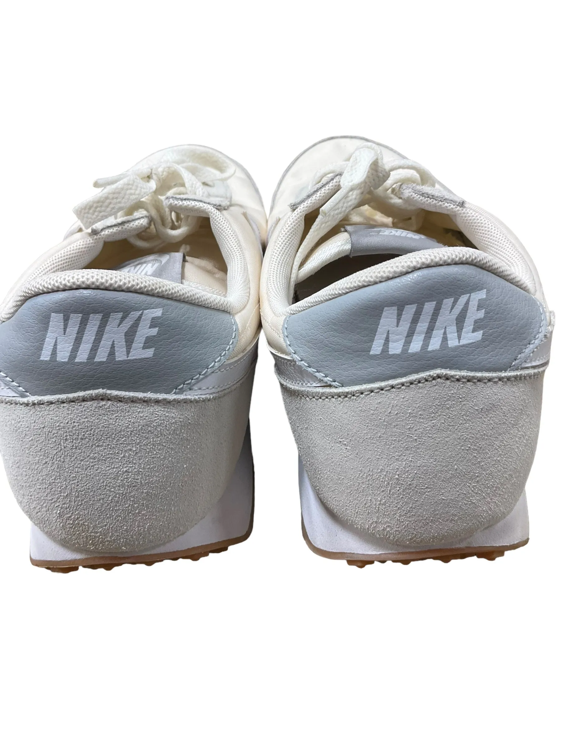 Shoes Athletic By Nike In Cream, Size: 11 nike