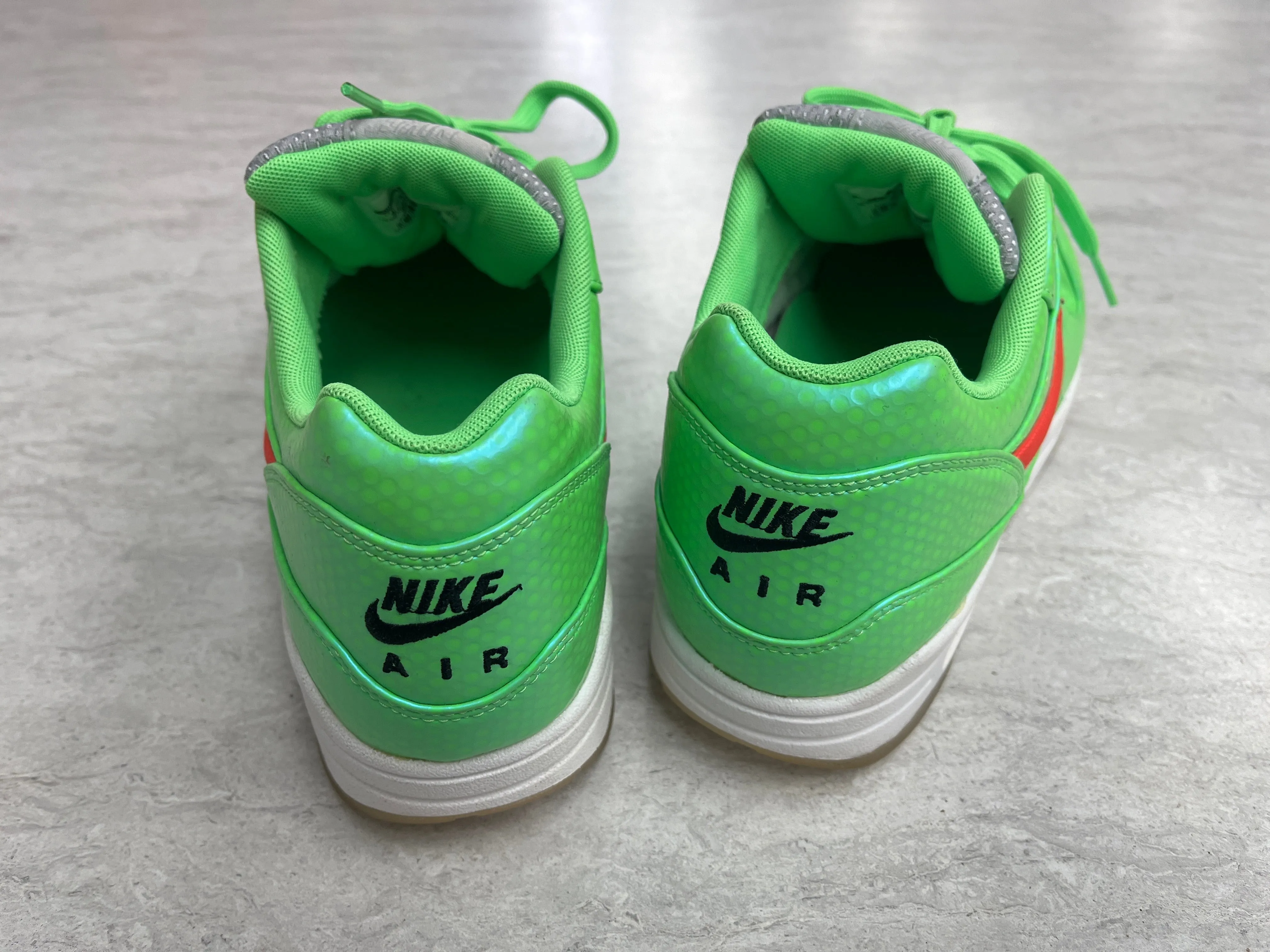 Shoes Athletic By Nike In Green, Size: 9 nike