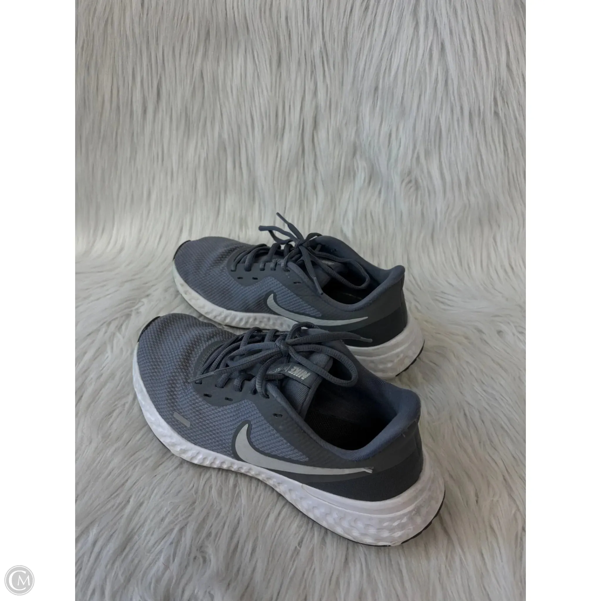 Shoes Athletic By Nike In Grey & White, Size: 9.5 nike