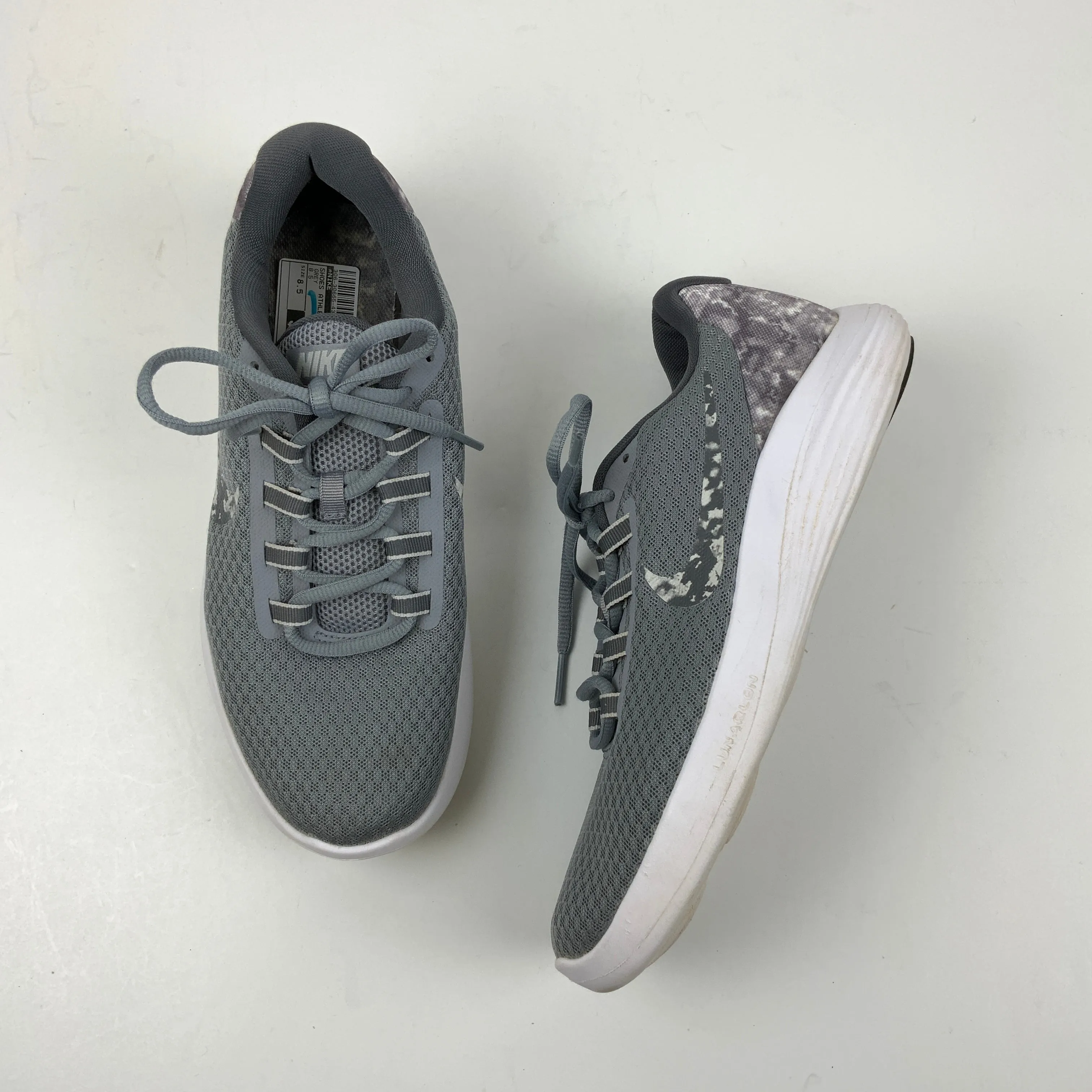 Shoes Athletic By Nike In Grey, Size: 8.5 nike