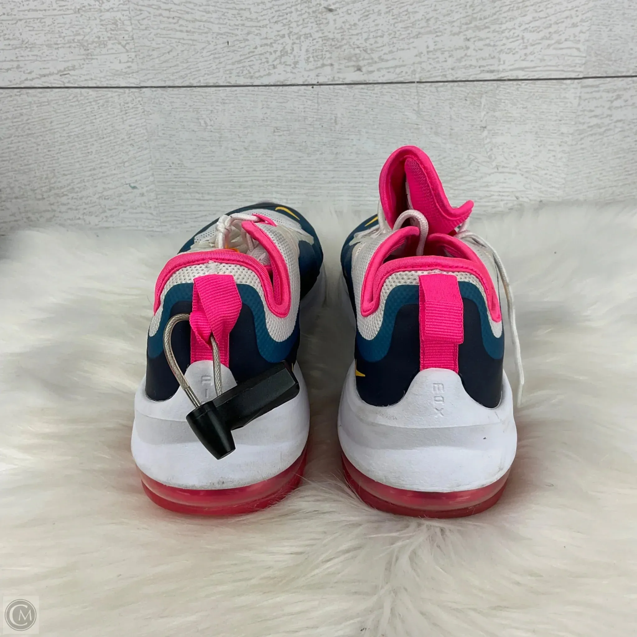 Shoes Athletic By Nike In Multi-colored, Size: 9 nike