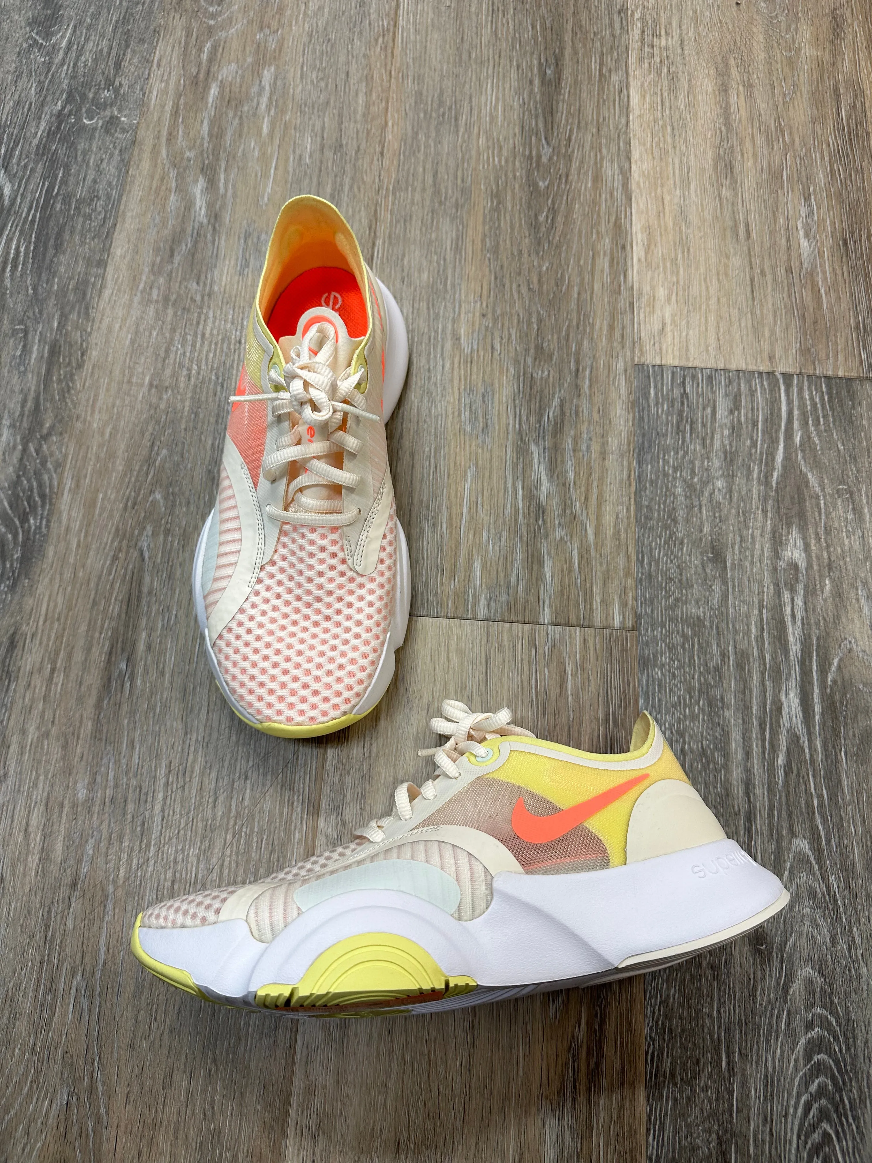 Shoes Athletic By Nike In Pink & White, Size: 6.5 nike
