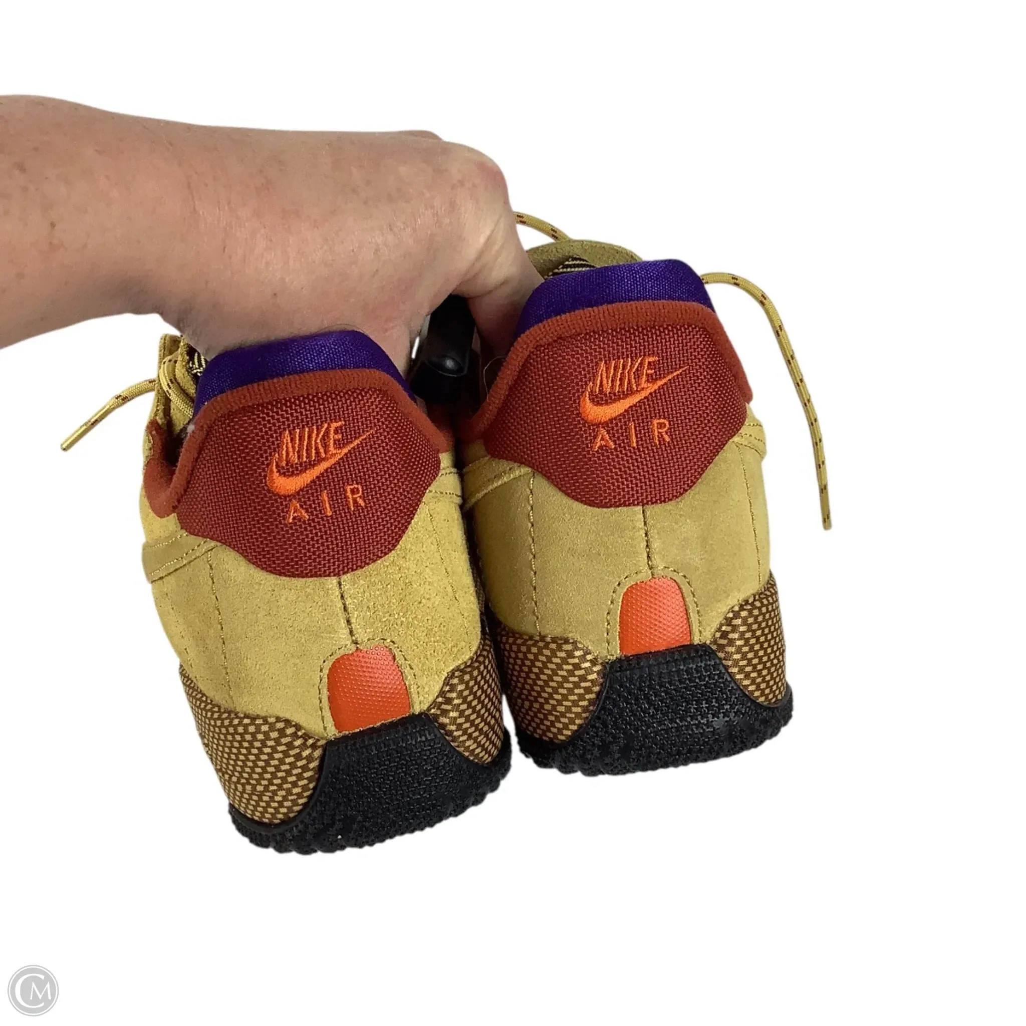 Shoes Athletic By Nike In Tan, Size: 9 nike