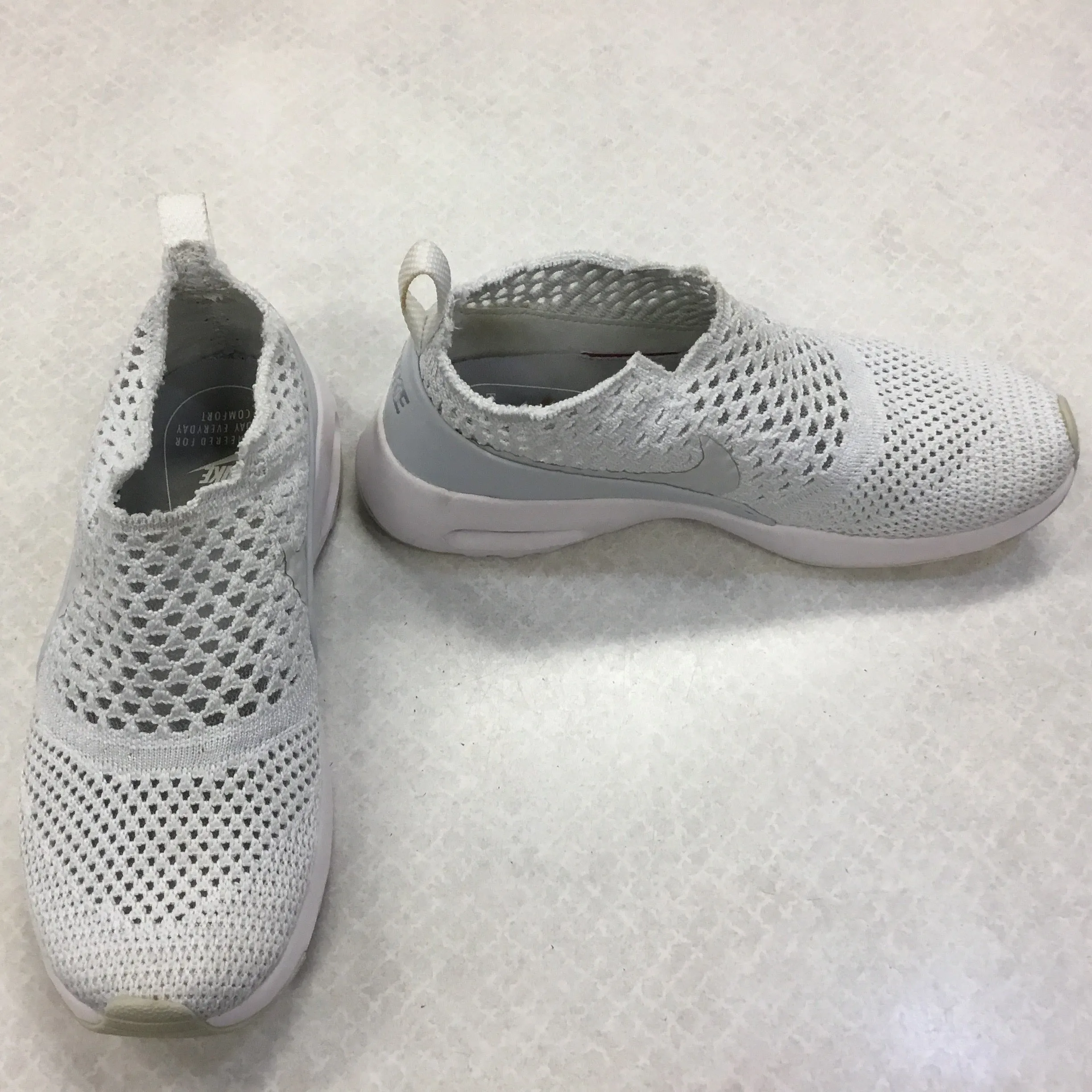 Shoes Athletic By Nike In White, Size: 7 nike