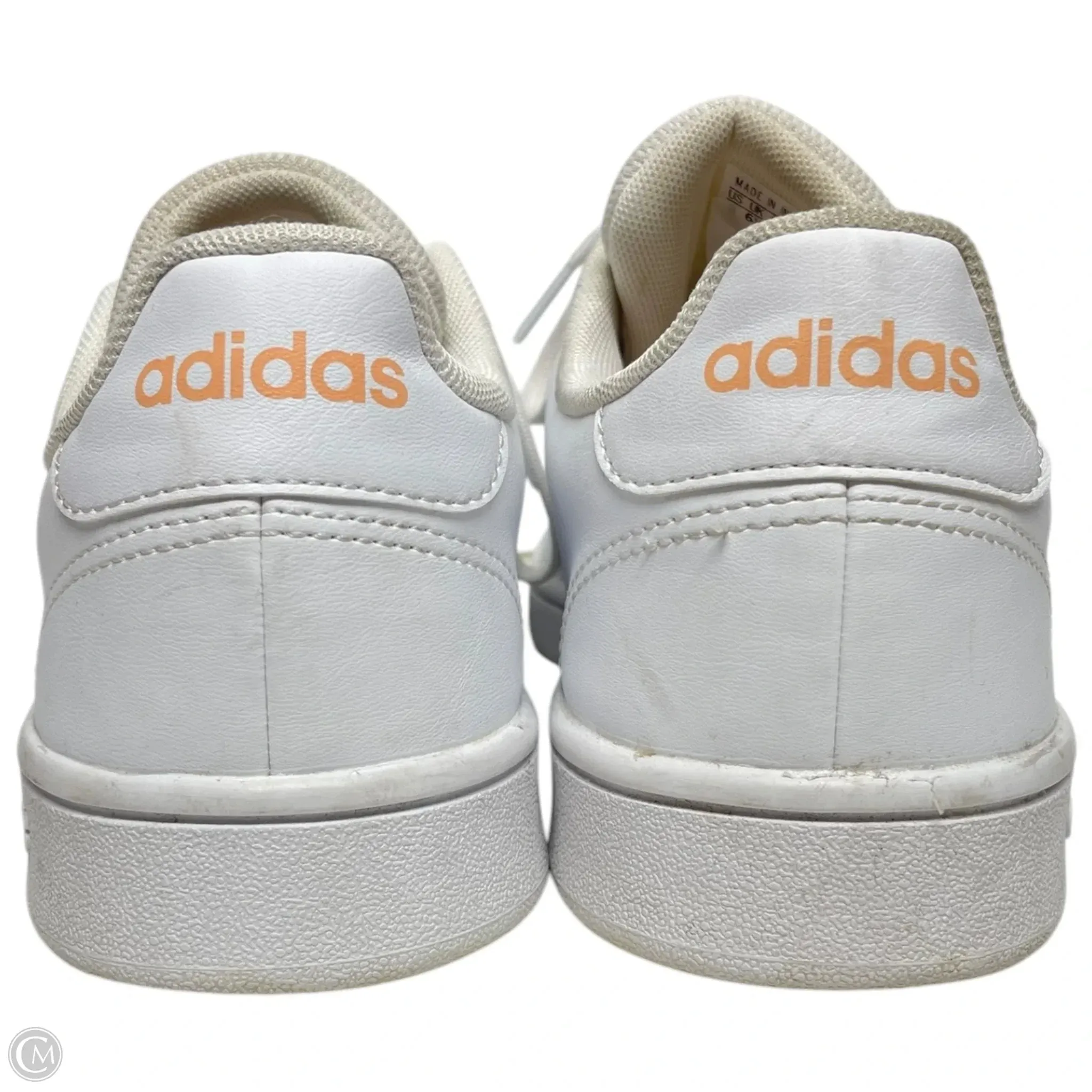 Shoes Sneakers By Adidas In White, Size: 8 adidas
