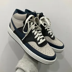 Shoes Sneakers By Nike In Black & Blue, Size: 8 nike