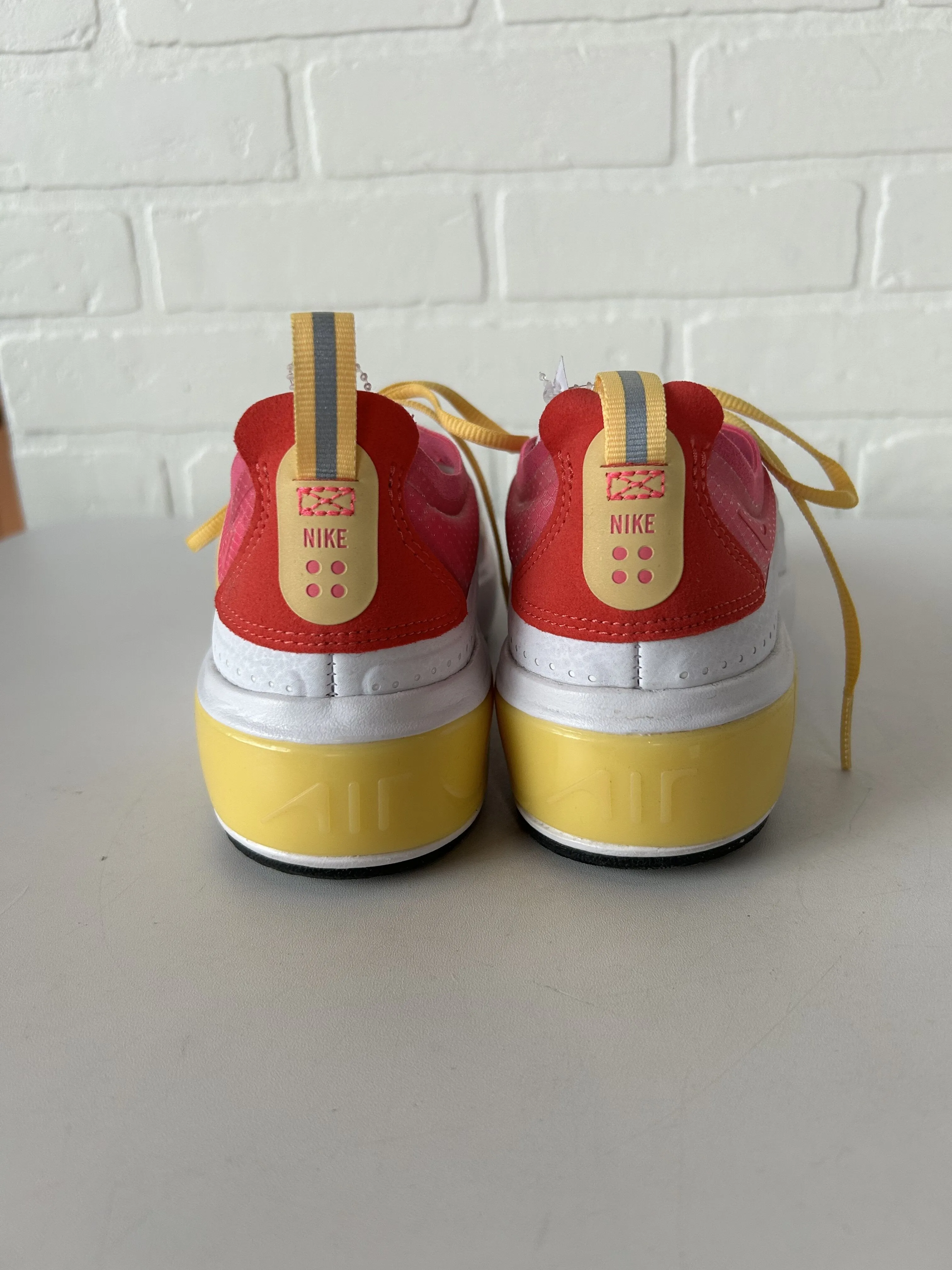Shoes Sneakers By Nike  Size: 6 nike