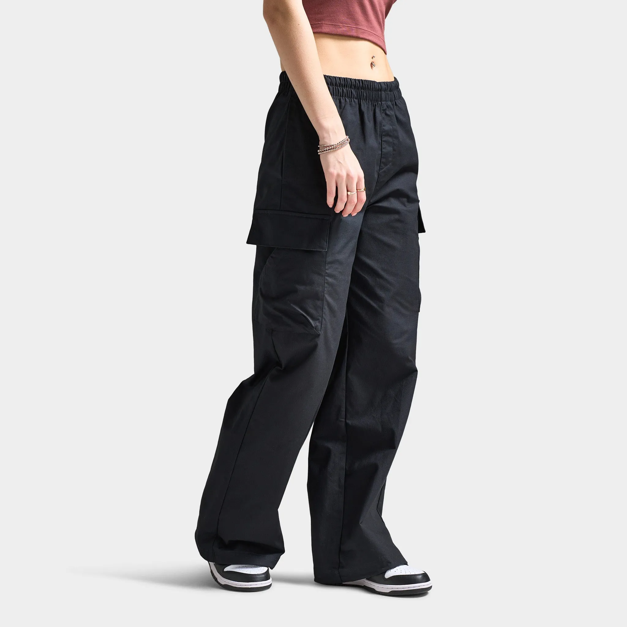 Womens Nike Nike Sportswear Women's Mid-Rise Cargo Pants Black / White