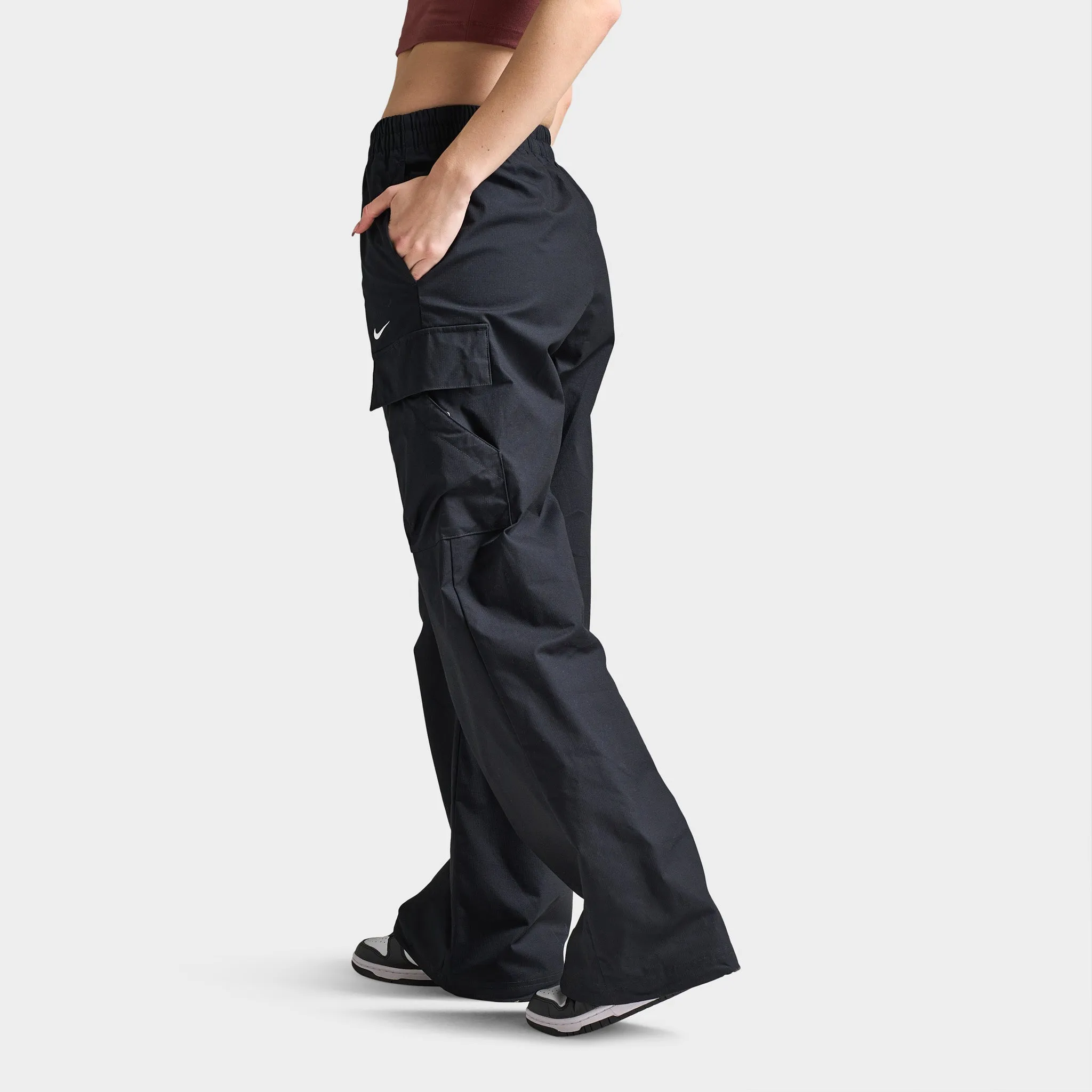 Womens Nike Nike Sportswear Women's Mid-Rise Cargo Pants Black / White
