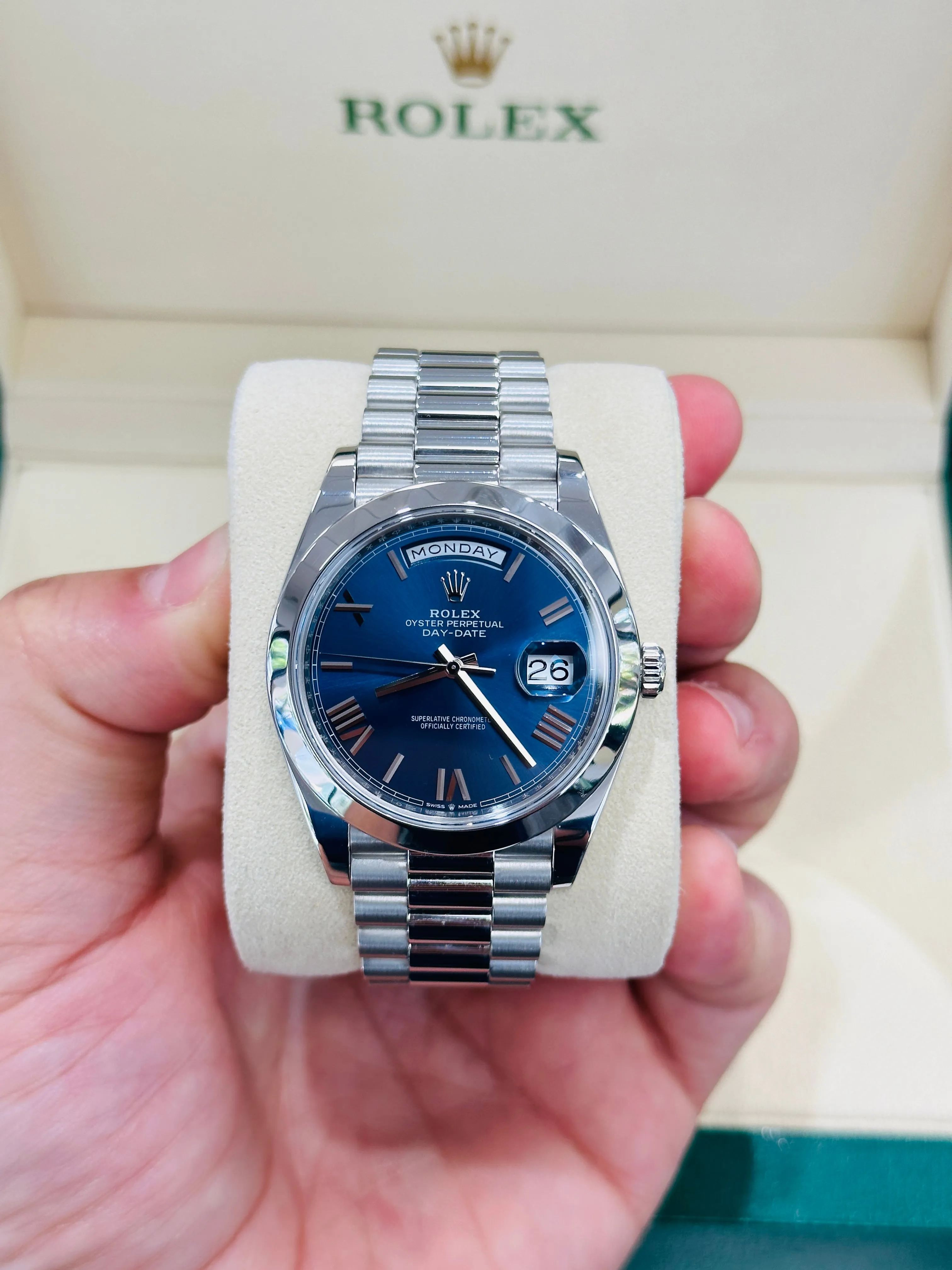   x Day-Date 40 228206 Platinum Blue Roman PreOwned