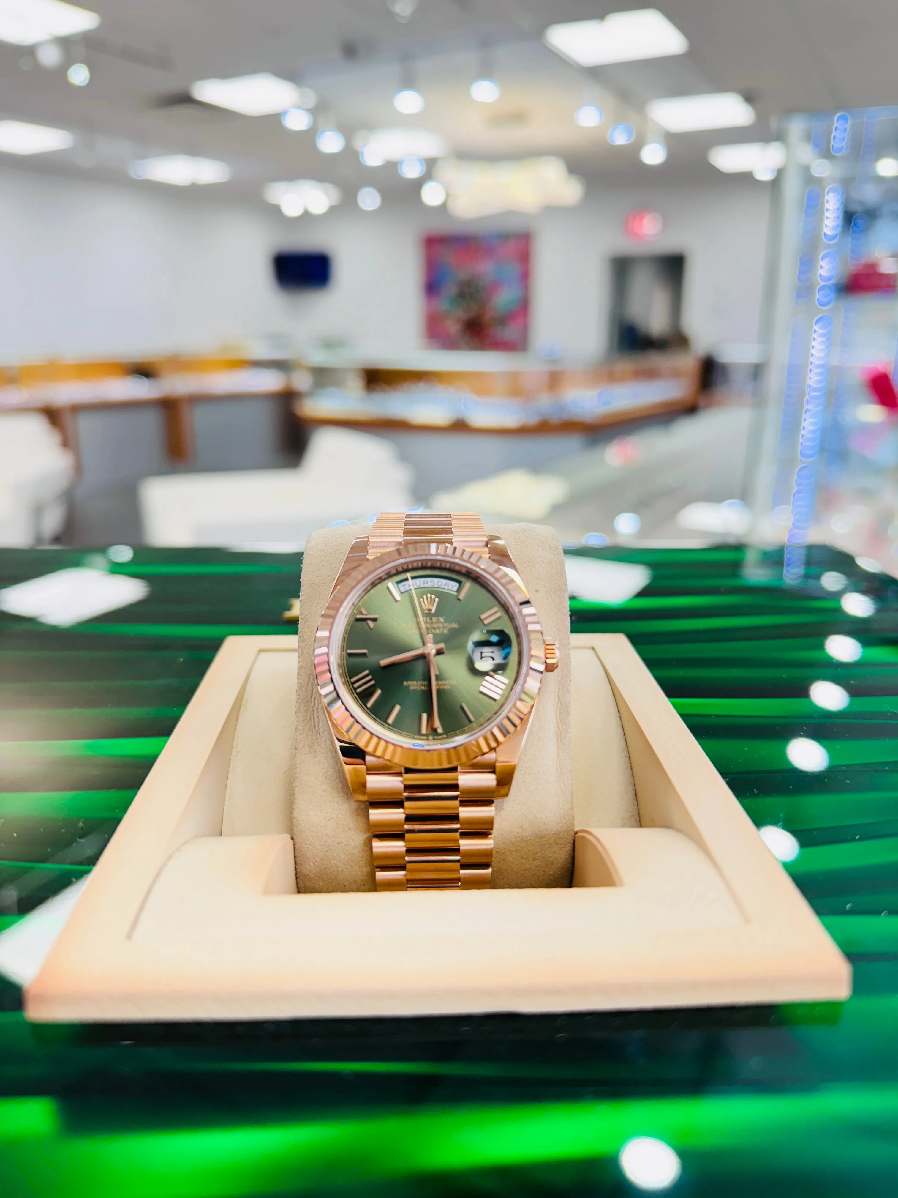   x Day-Date 40 228235 Olive Green President Rose Gold Box and Papers Unworn