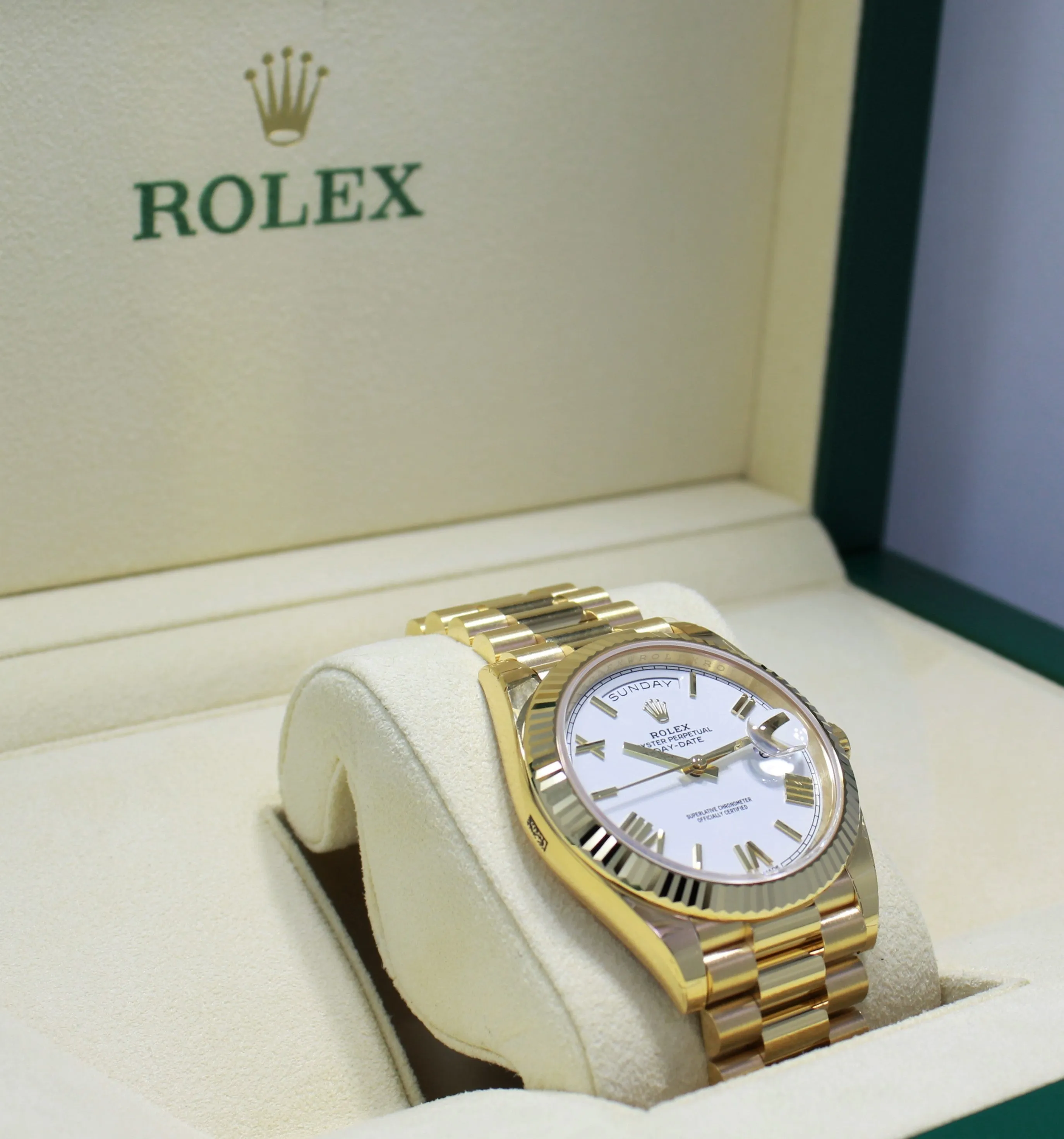   x Oyster Perpetual Day-Date 40 228238 (Unworn)