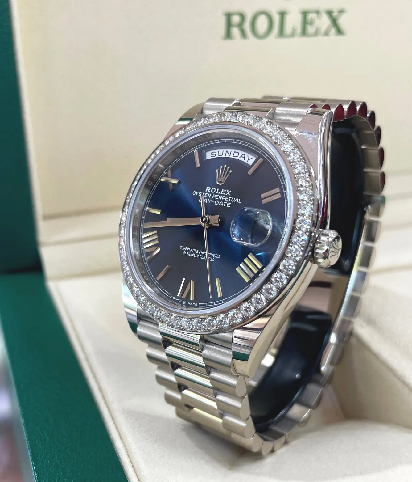   x Oyster Perpetual Day-Date 40  228349RBR Blue Roman Factory Diamond Bezel UNWORN