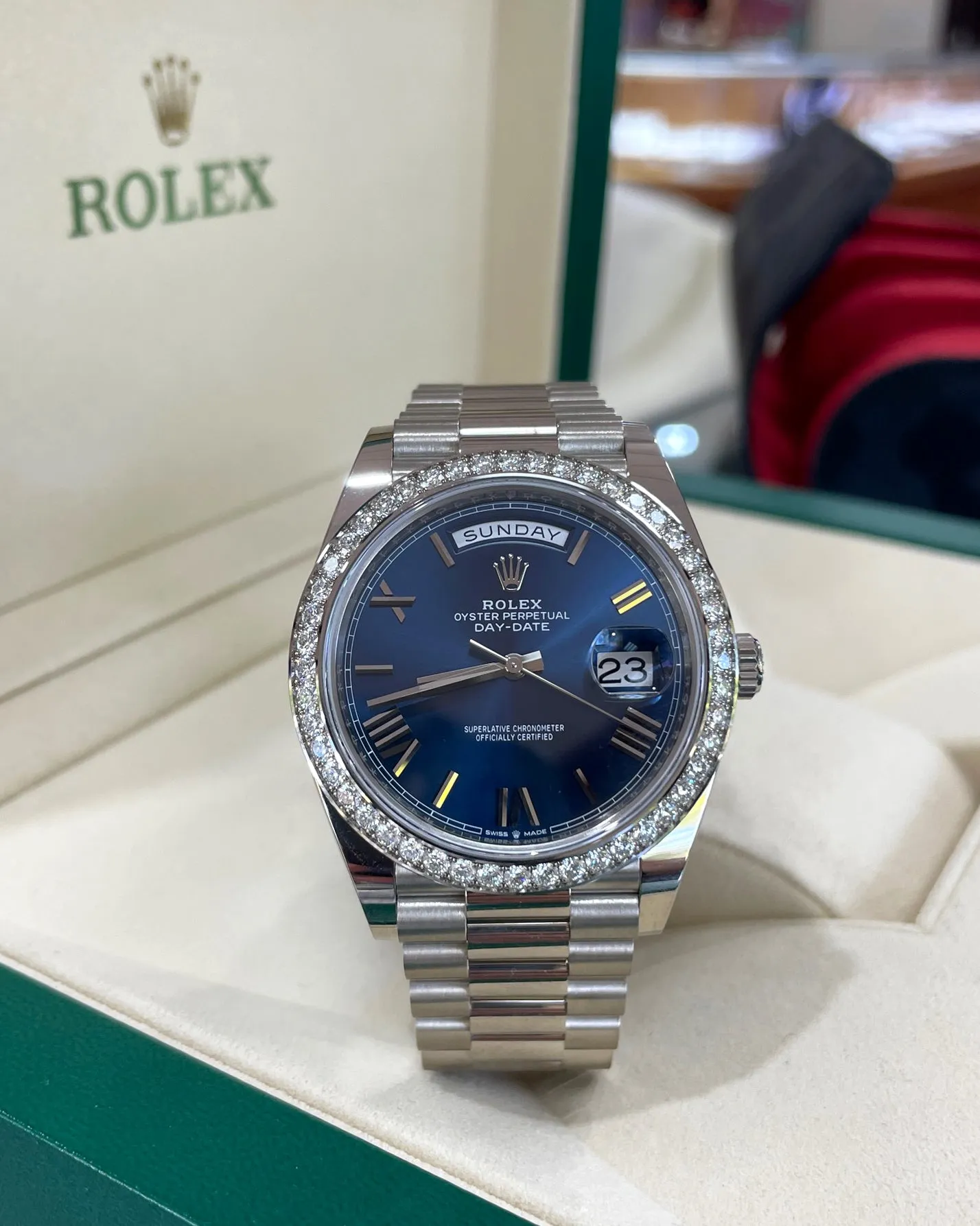   x Oyster Perpetual Day-Date 40  228349RBR Blue Roman Factory Diamond Bezel UNWORN