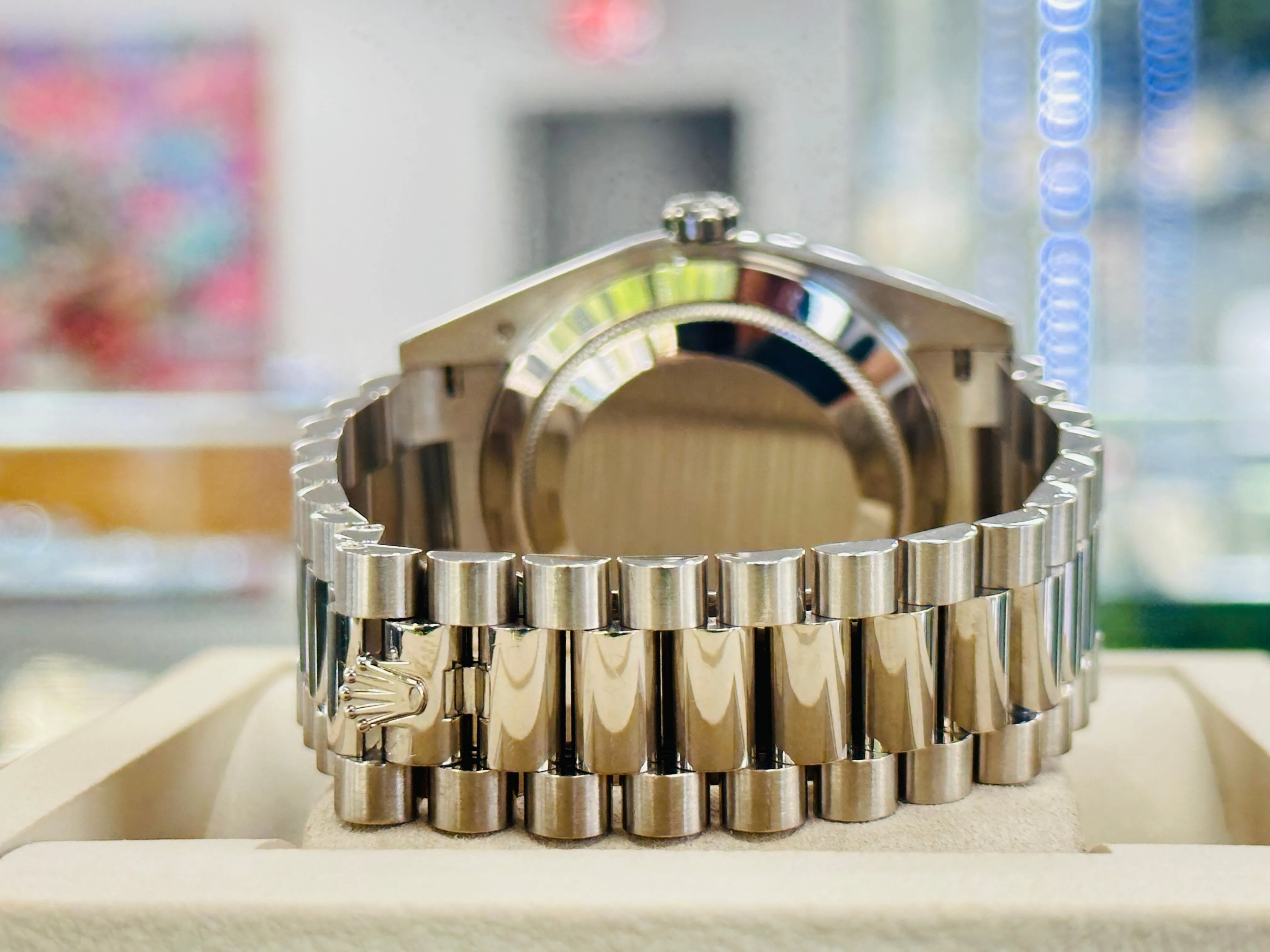   x President Day-Date 40 228239 18k White Gold Fluted Bezel Black Index Dial Box and Papers